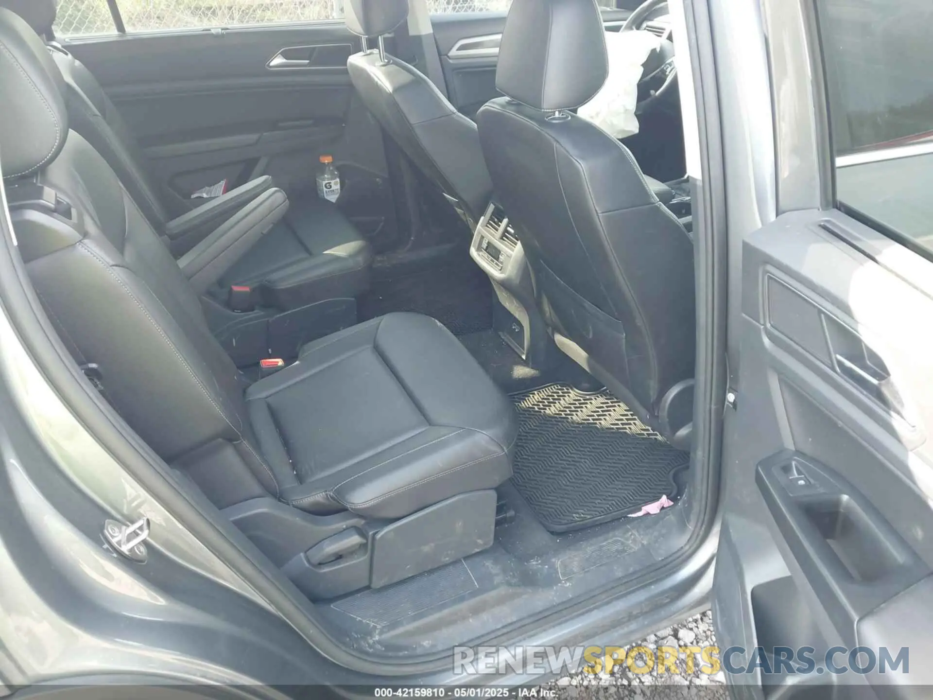 8 Фотография поврежденного автомобиля 1V2MR2CA7KC541375 VOLKSWAGEN ATLAS 2019