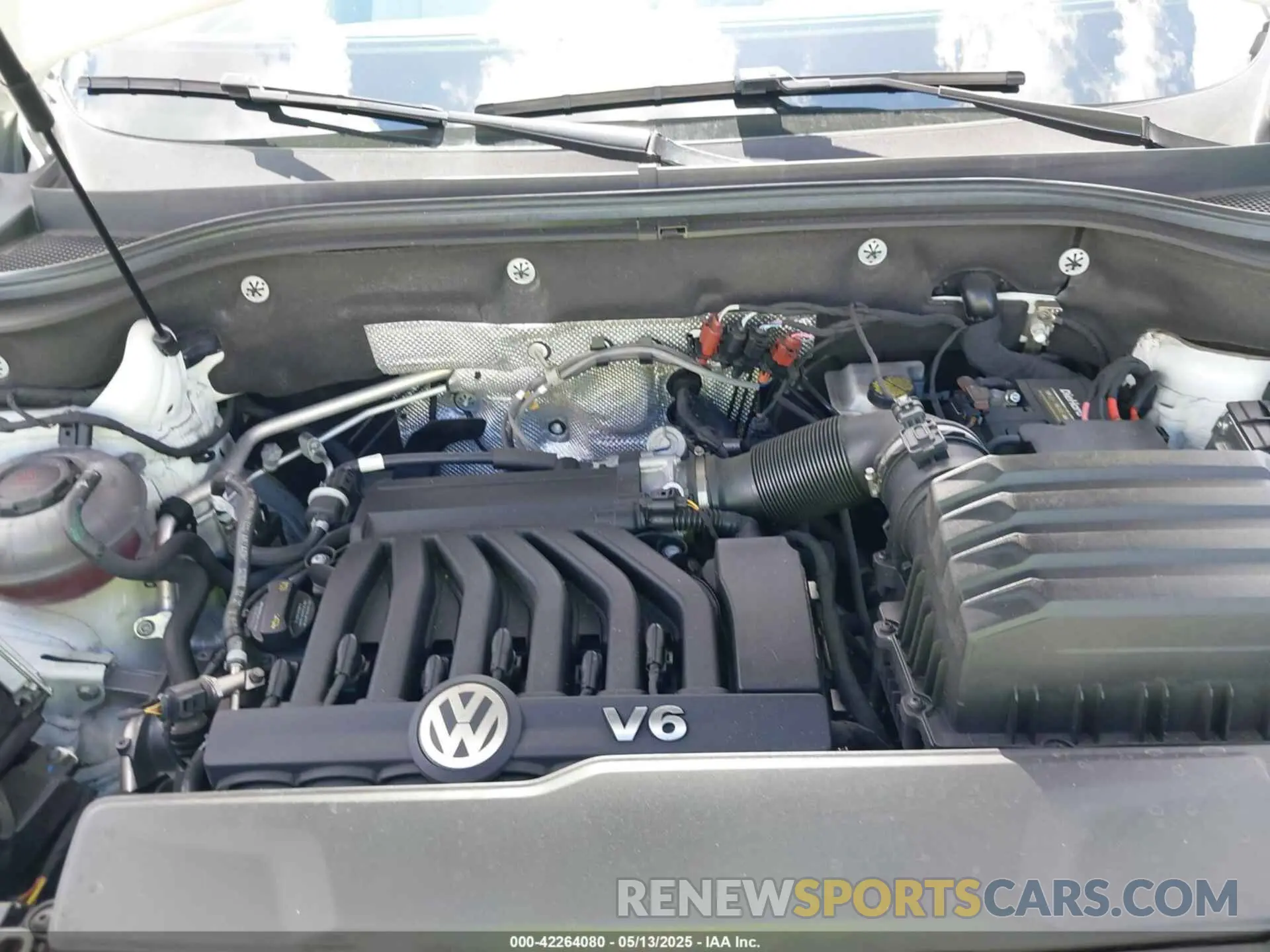 10 Фотография поврежденного автомобиля 1V2MR2CA7KC557754 VOLKSWAGEN ATLAS 2019