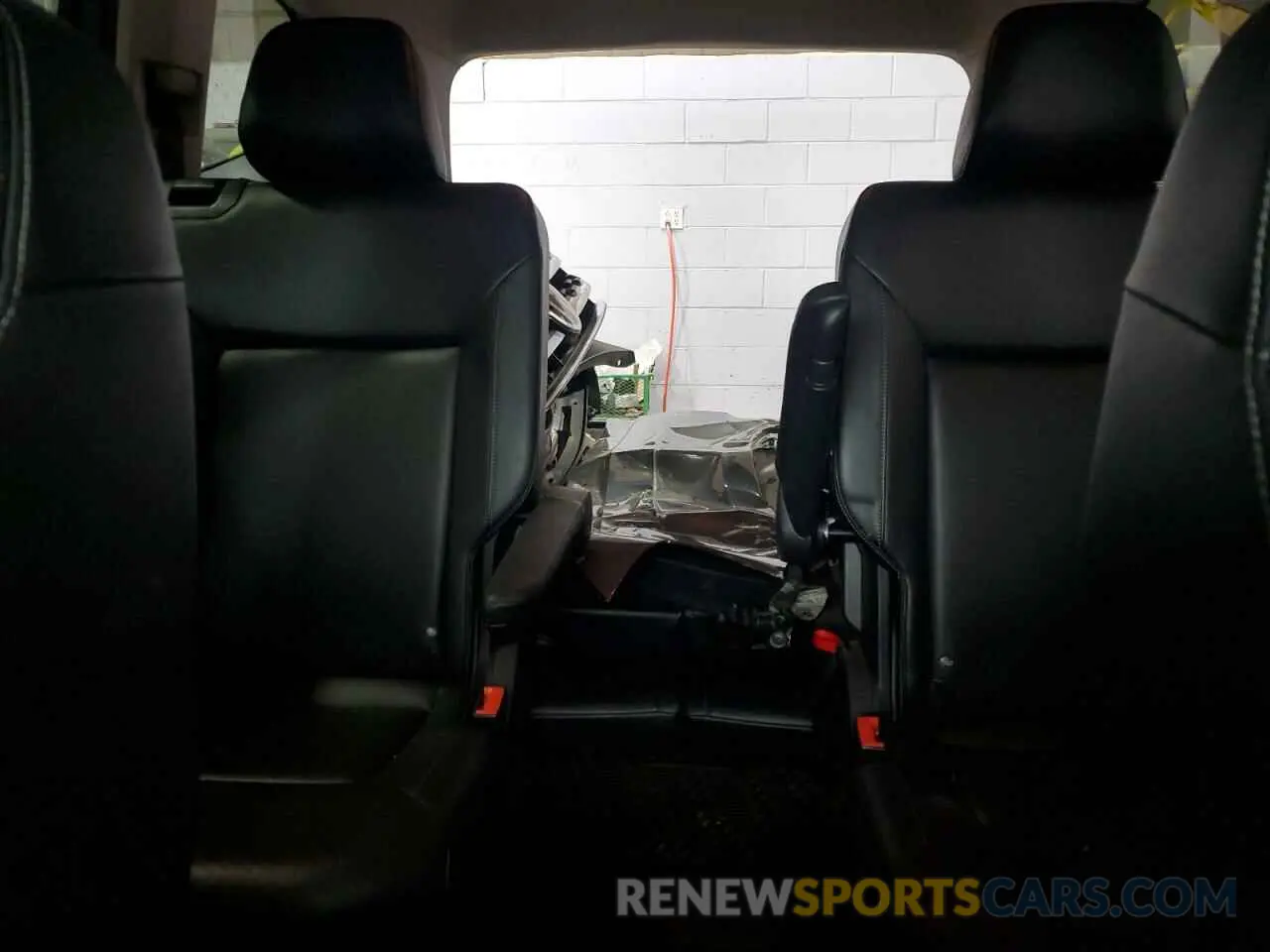 10 Photograph of a damaged car 1V2MR2CA7KC596473 VOLKSWAGEN ATLAS 2019