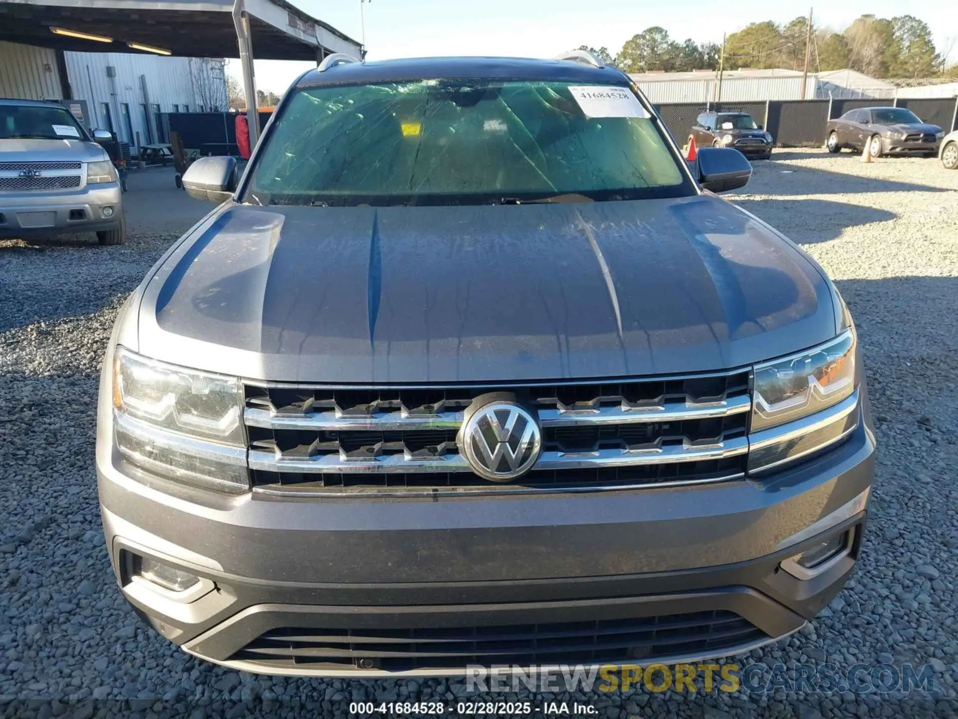 12 Photograph of a damaged car 1V2MR2CA9KC515585 VOLKSWAGEN ATLAS 2019