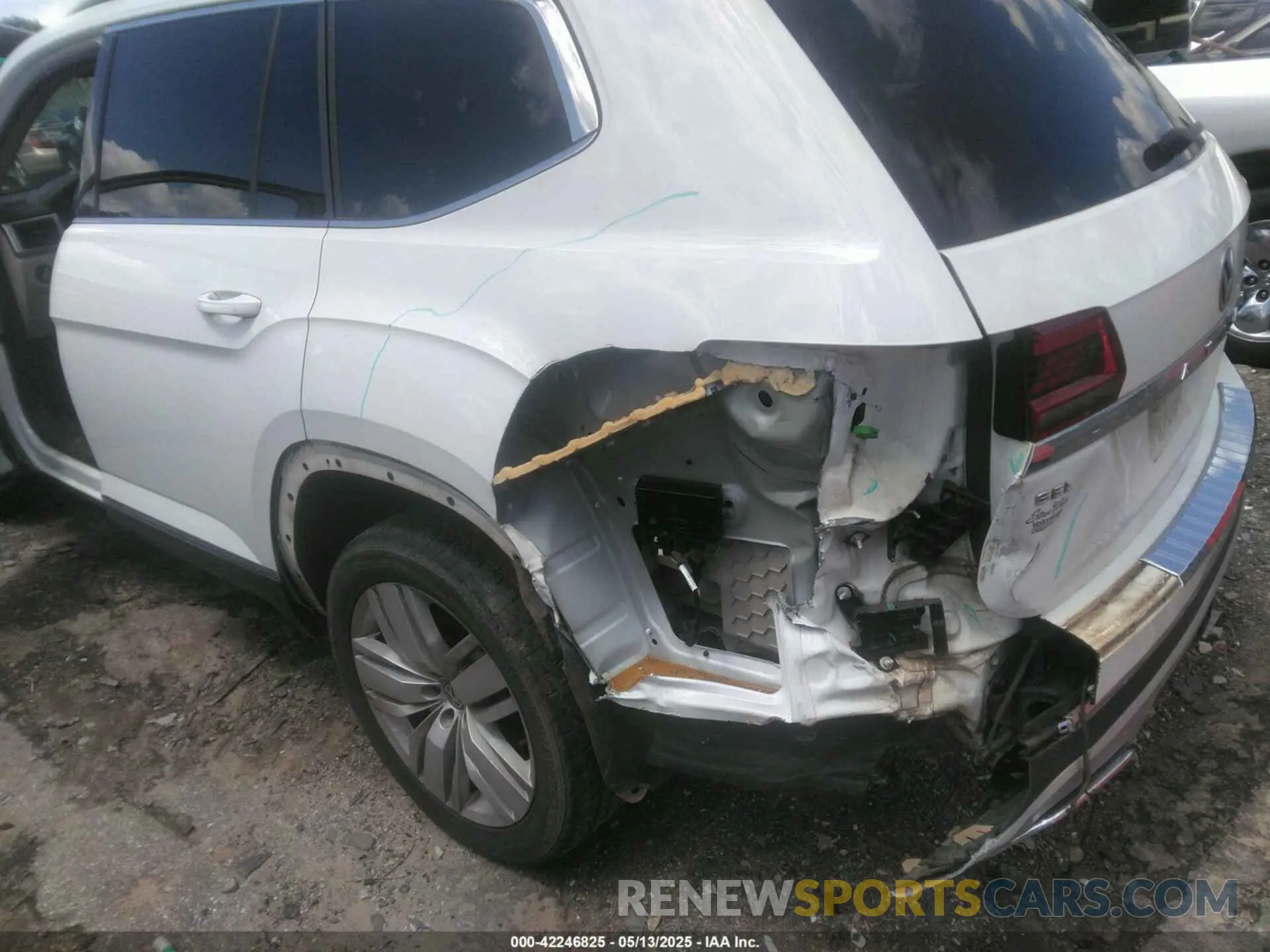 6 Фотография поврежденного автомобиля 1V2NR2CA2KC531552 VOLKSWAGEN ATLAS 2019