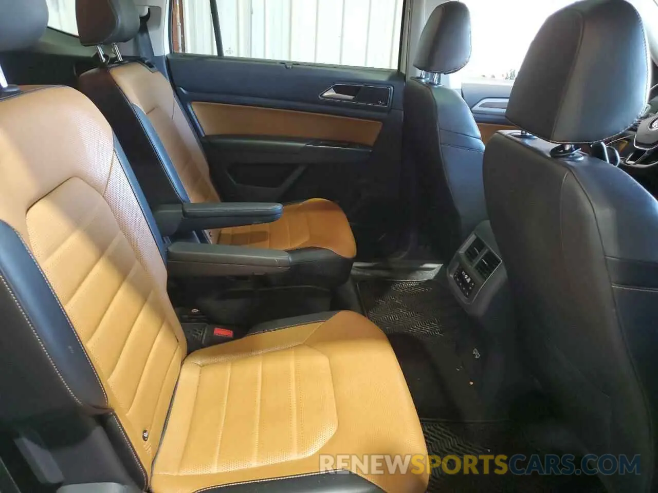 11 Фотография поврежденного автомобиля 1V2NR2CA3KC611569 VOLKSWAGEN ATLAS 2019