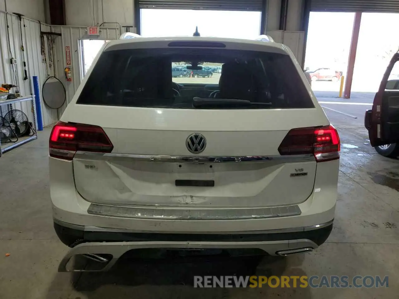 6 Фотография поврежденного автомобиля 1V2NR2CA3KC611569 VOLKSWAGEN ATLAS 2019