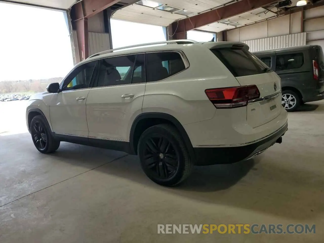 2 Photograph of a damaged car 1V2NR2CA4KC534050 VOLKSWAGEN ATLAS 2019