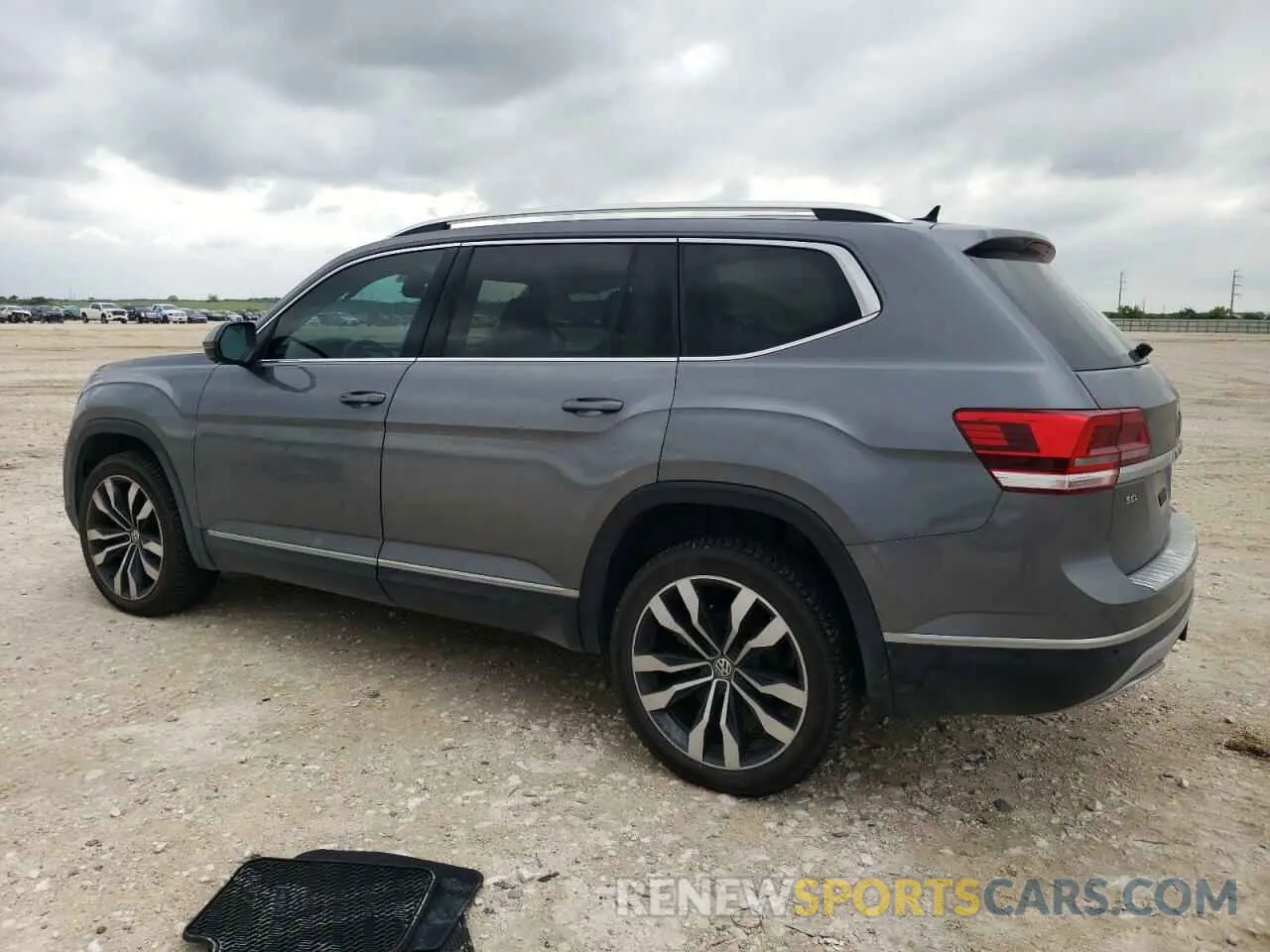 2 Фотография поврежденного автомобиля 1V2NR2CA6KC585601 VOLKSWAGEN ATLAS 2019