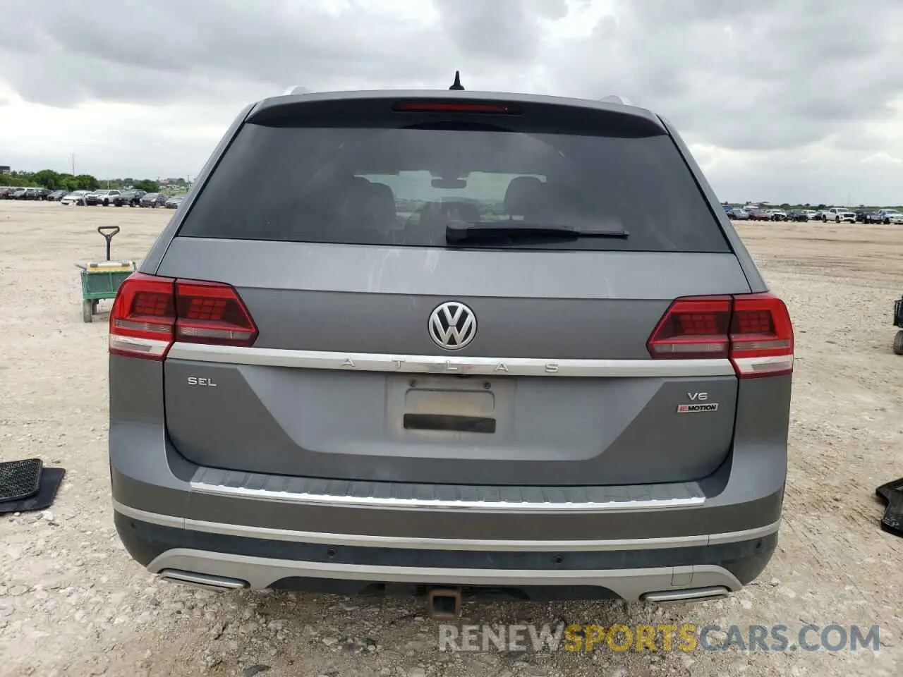 6 Фотография поврежденного автомобиля 1V2NR2CA6KC585601 VOLKSWAGEN ATLAS 2019