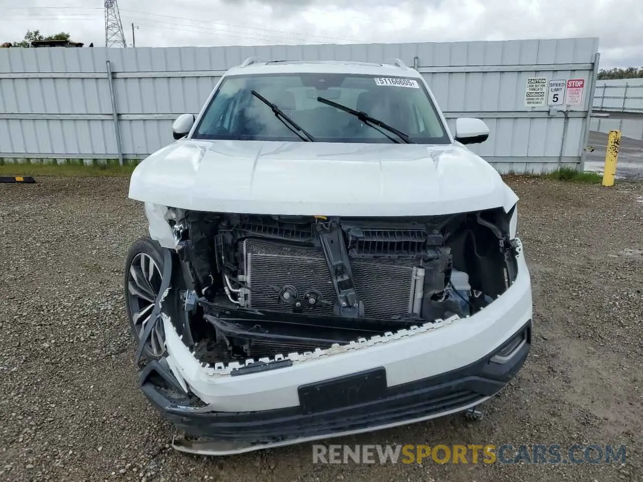 5 Photograph of a damaged car 1V2NR2CA6KC606060 VOLKSWAGEN ATLAS 2019