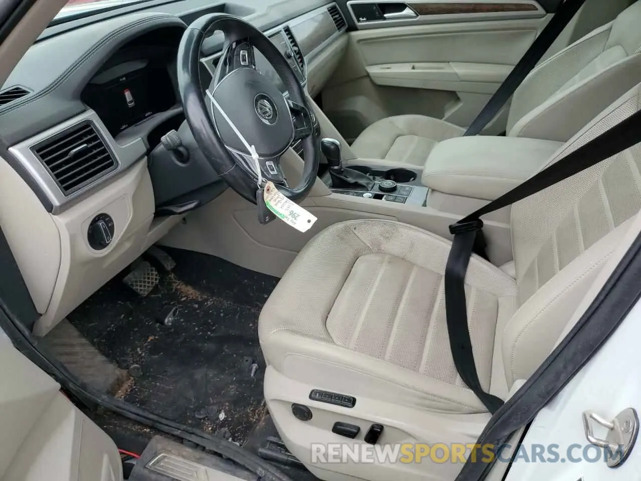 7 Photograph of a damaged car 1V2NR2CA8KC531197 VOLKSWAGEN ATLAS 2019