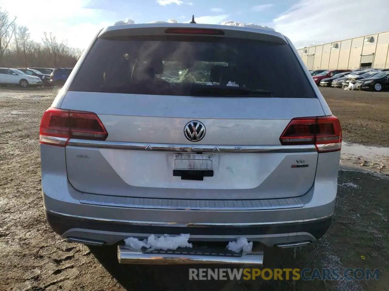 6 Photograph of a damaged car 1V2NR2CAXKC582684 VOLKSWAGEN ATLAS 2019