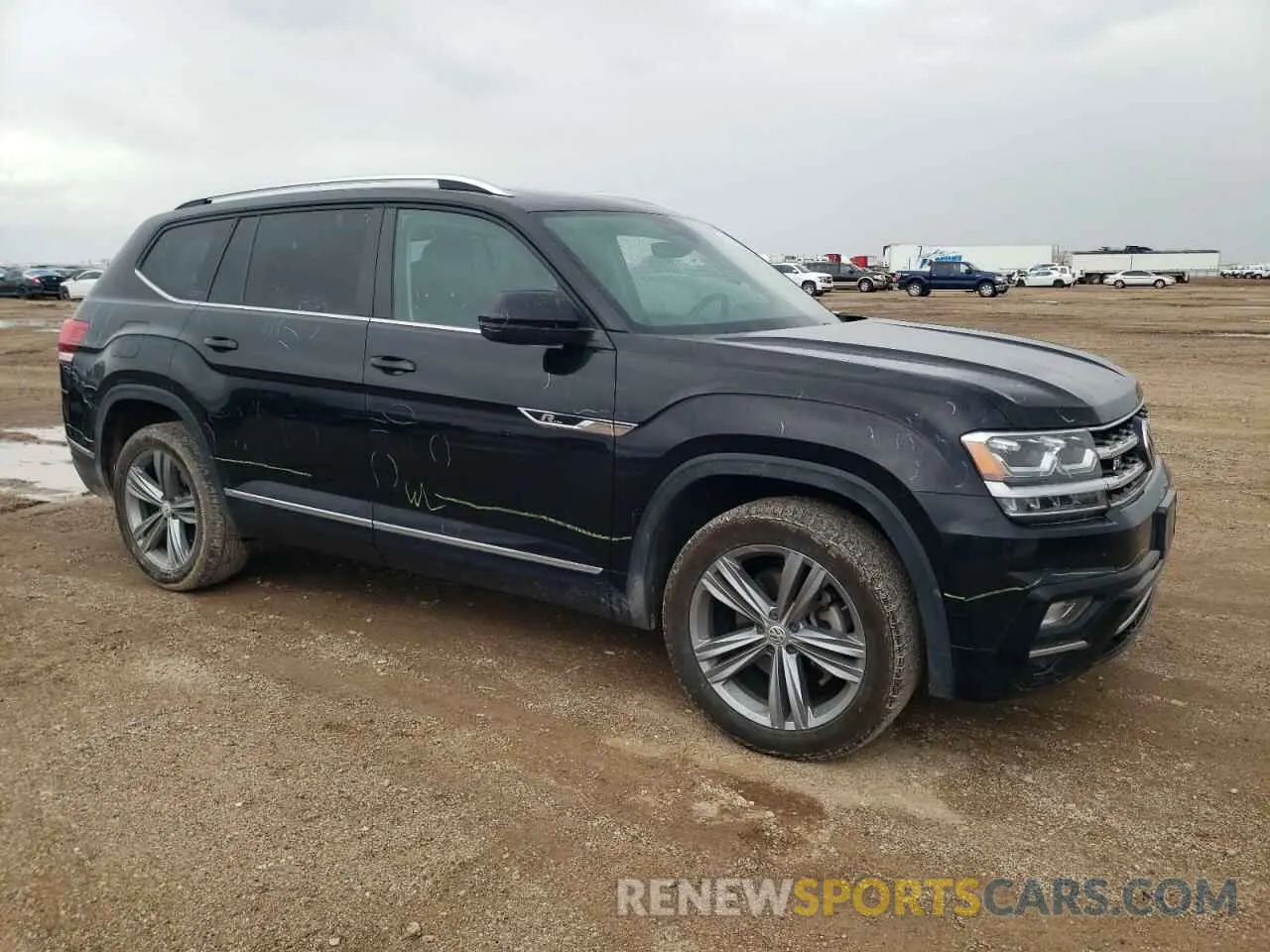 4 Photograph of a damaged car 1V2RR2CA7KC622527 VOLKSWAGEN ATLAS 2019