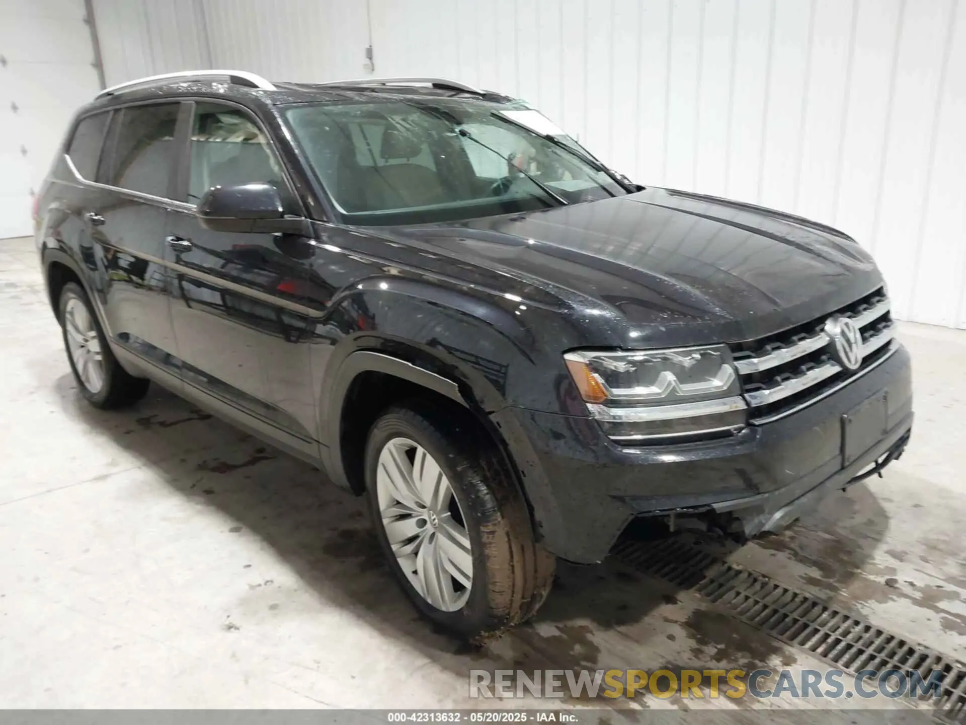 1 Фотография поврежденного автомобиля 1V2UR2CA0KC506192 VOLKSWAGEN ATLAS 2019