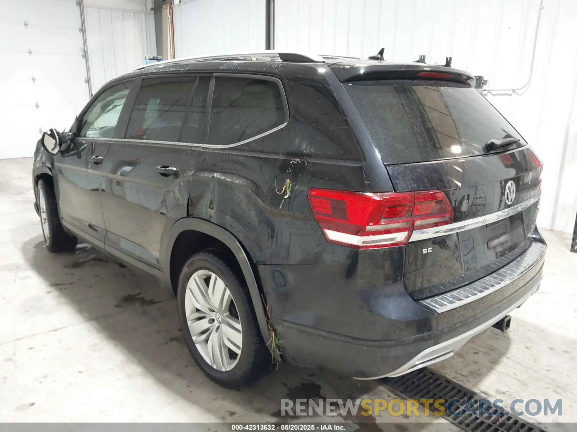 3 Фотография поврежденного автомобиля 1V2UR2CA0KC506192 VOLKSWAGEN ATLAS 2019
