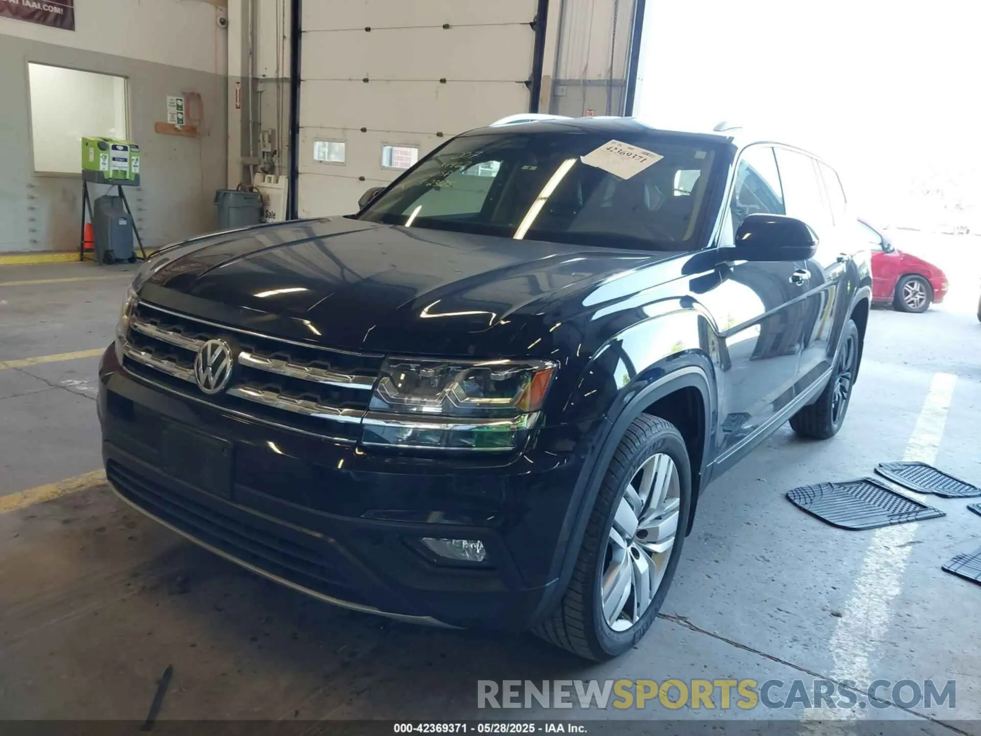 2 Фотография поврежденного автомобиля 1V2UR2CA2KC515962 VOLKSWAGEN ATLAS 2019