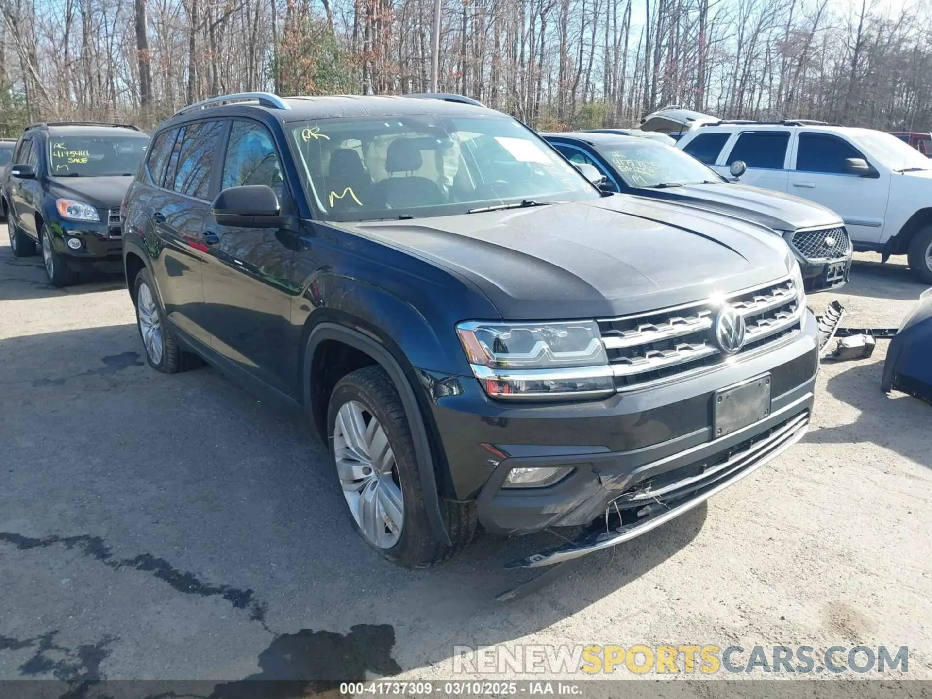 1 Photograph of a damaged car 1V2UR2CA2KC549769 VOLKSWAGEN ATLAS 2019