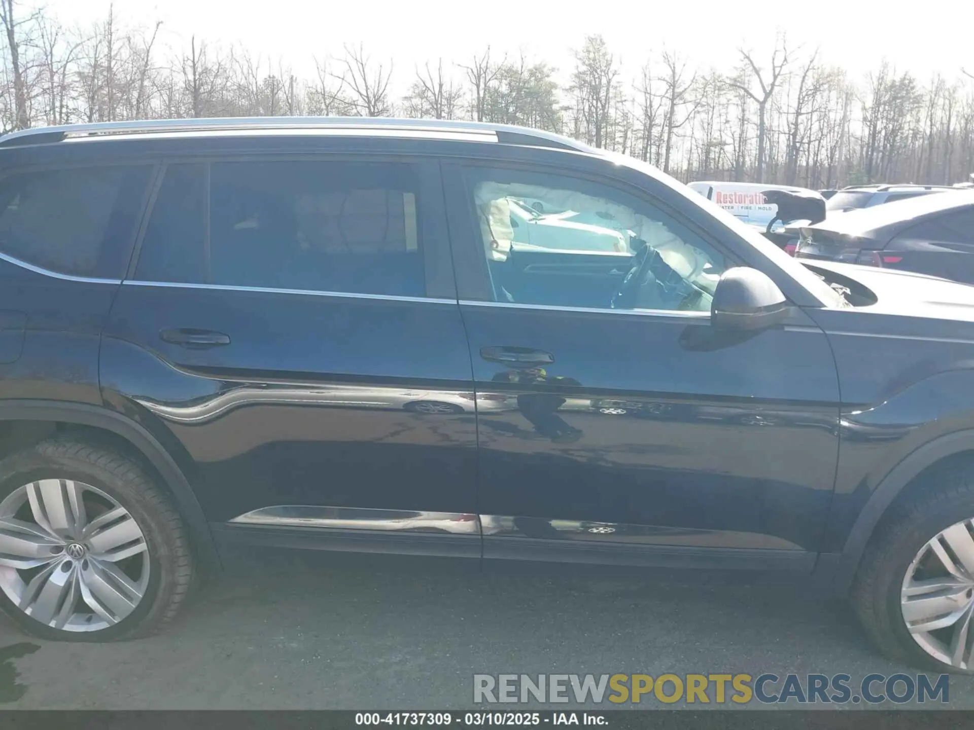 13 Photograph of a damaged car 1V2UR2CA2KC549769 VOLKSWAGEN ATLAS 2019