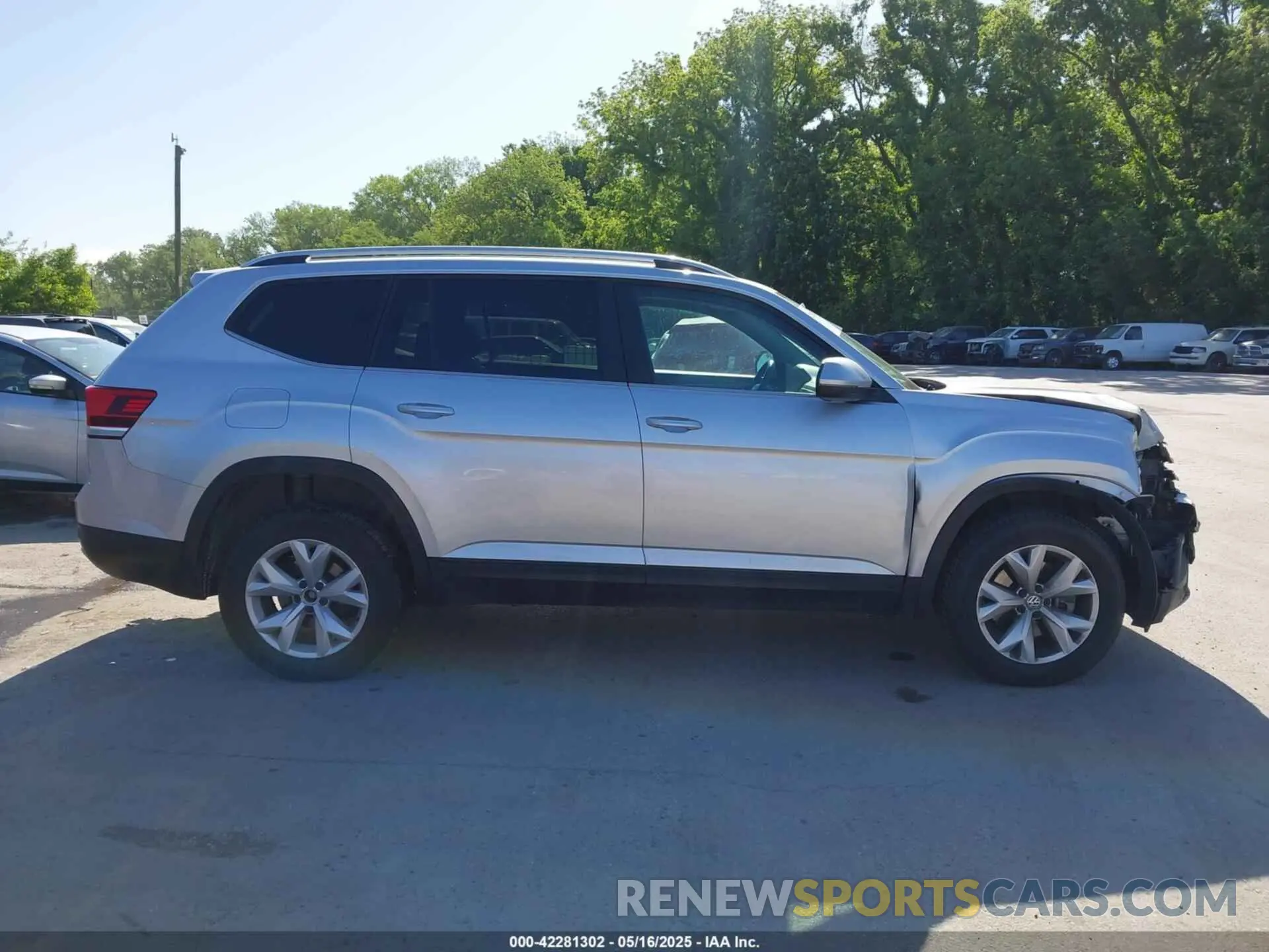 14 Фотография поврежденного автомобиля 1V2UR2CA2KC557449 VOLKSWAGEN ATLAS 2019