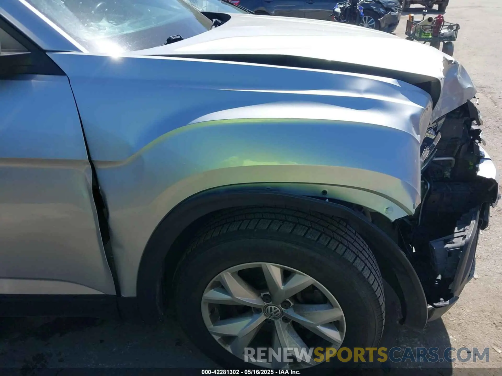 19 Фотография поврежденного автомобиля 1V2UR2CA2KC557449 VOLKSWAGEN ATLAS 2019
