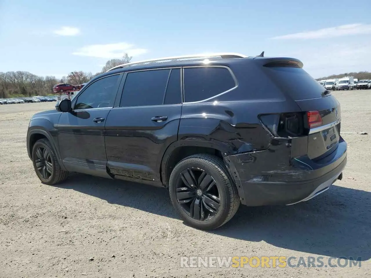 2 Photograph of a damaged car 1V2UR2CA2KC610778 VOLKSWAGEN ATLAS 2019