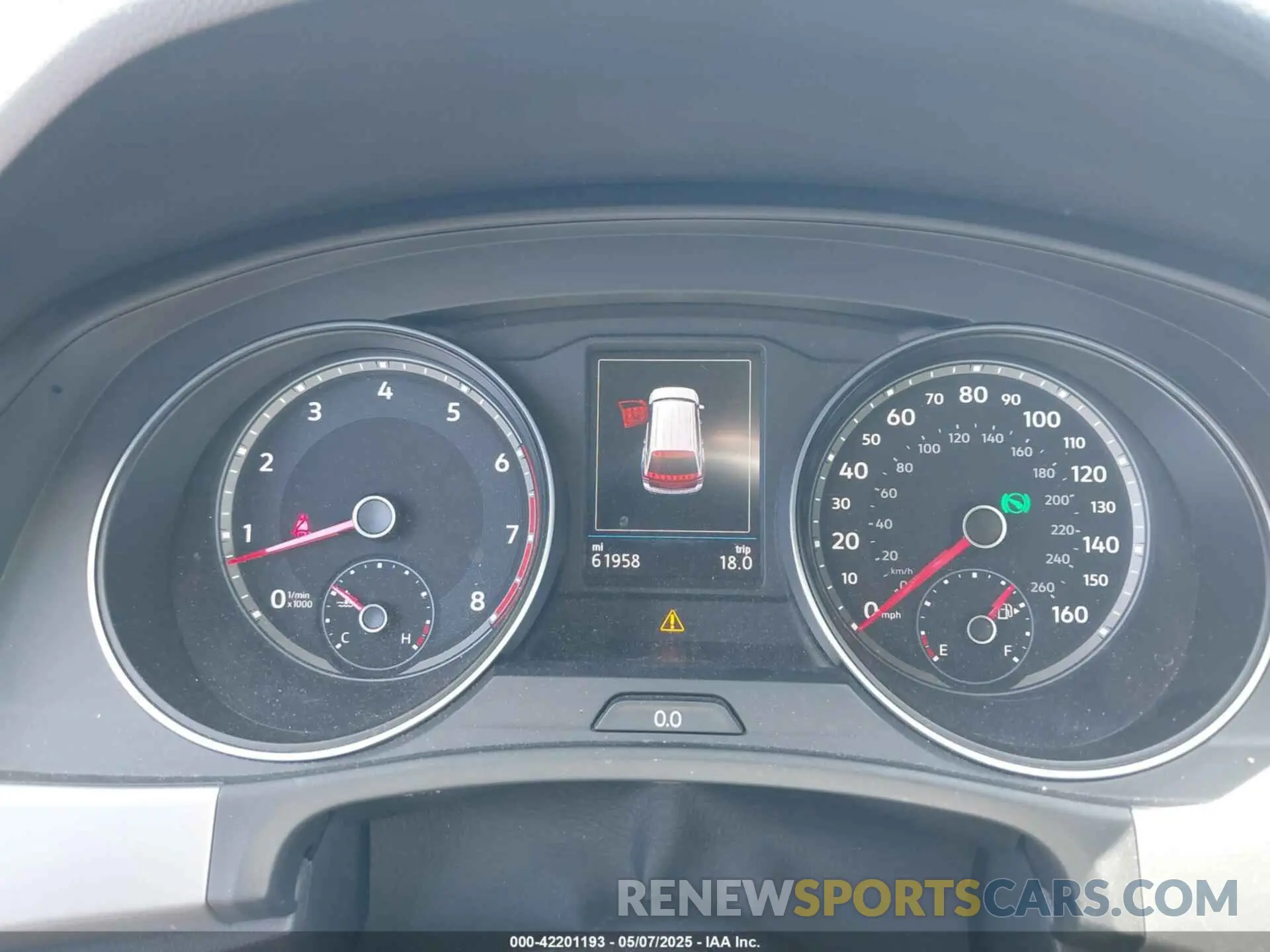 7 Photograph of a damaged car 1V2UR2CA3KC613656 VOLKSWAGEN ATLAS 2019