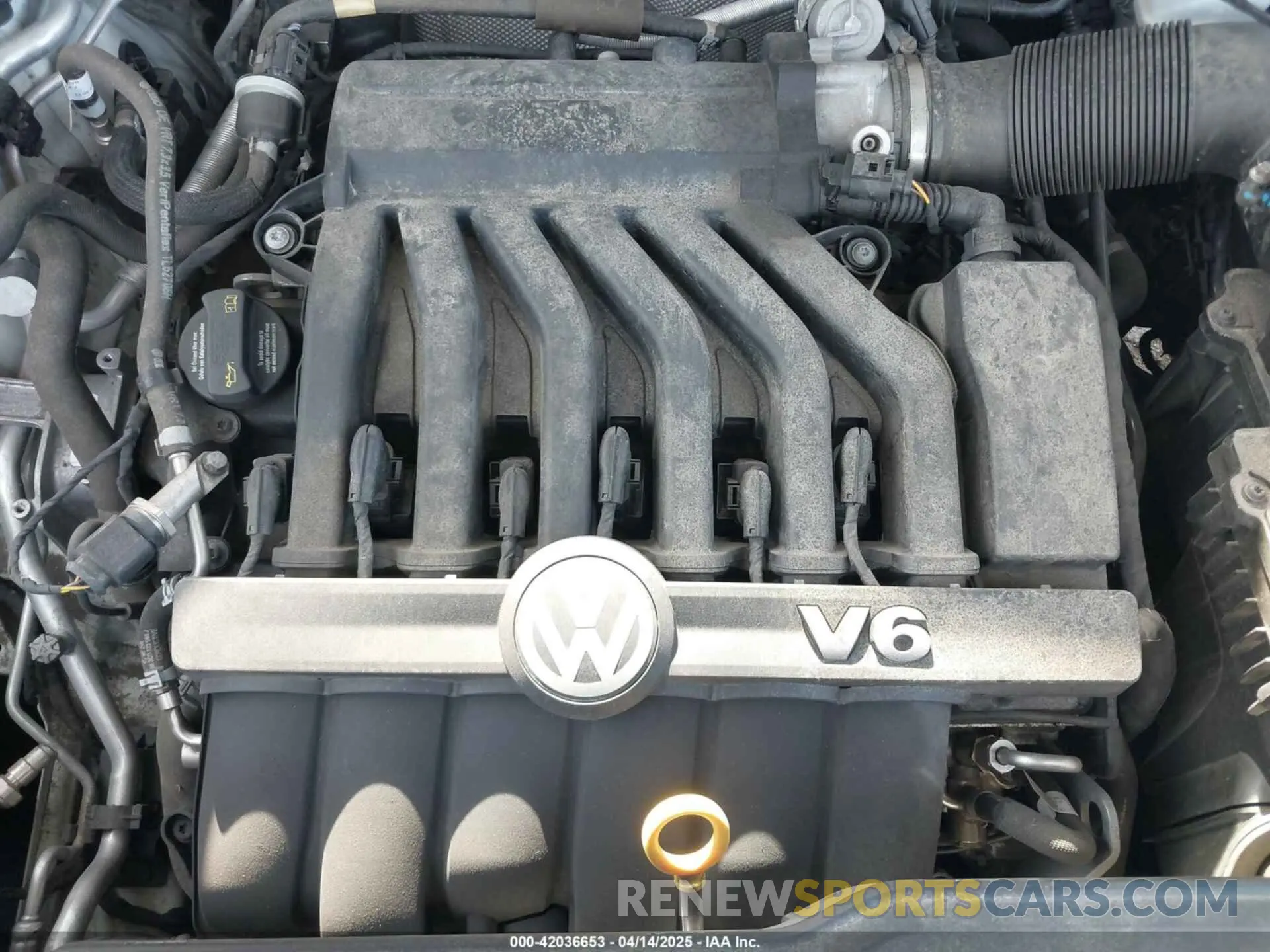 10 Photograph of a damaged car 1V2UR2CA3KC613804 VOLKSWAGEN ATLAS 2019