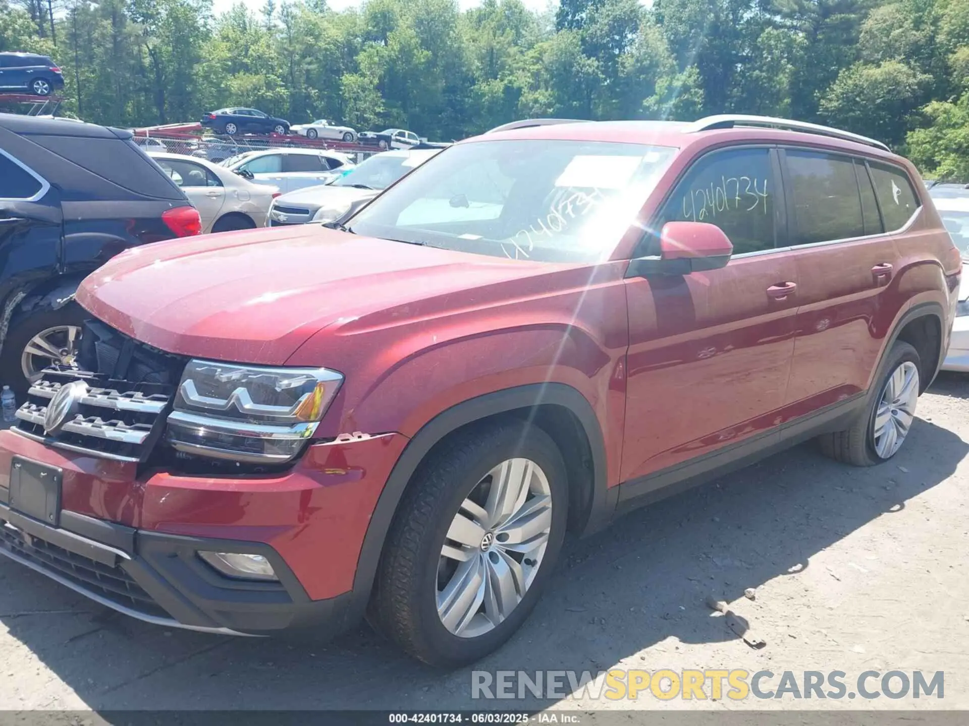 2 Photograph of a damaged car 1V2UR2CA4KC553905 VOLKSWAGEN ATLAS 2019
