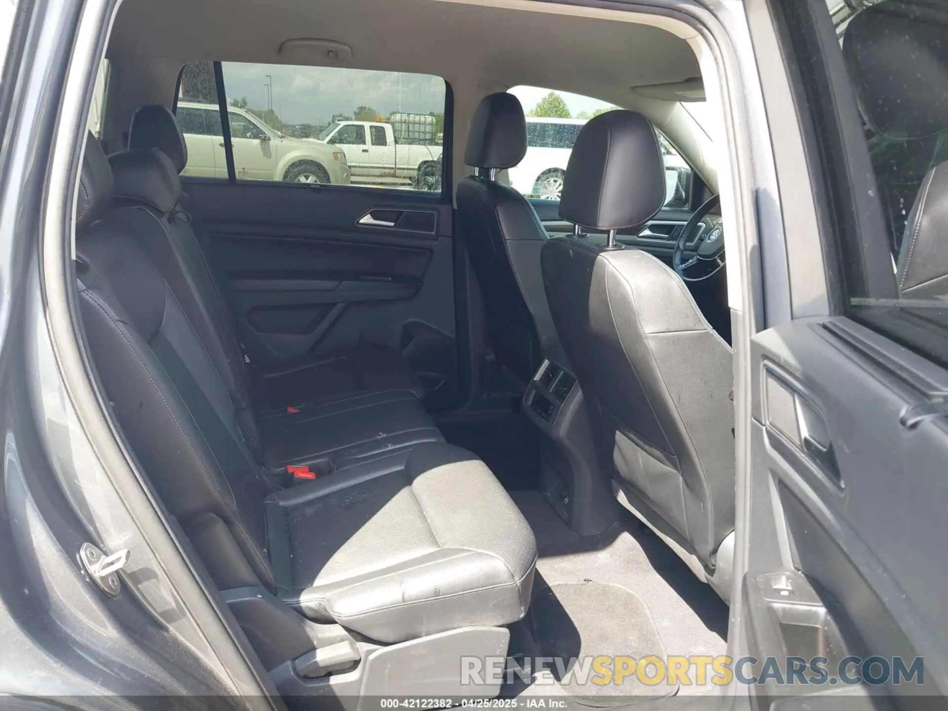 8 Фотография поврежденного автомобиля 1V2UR2CA4KC578691 VOLKSWAGEN ATLAS 2019