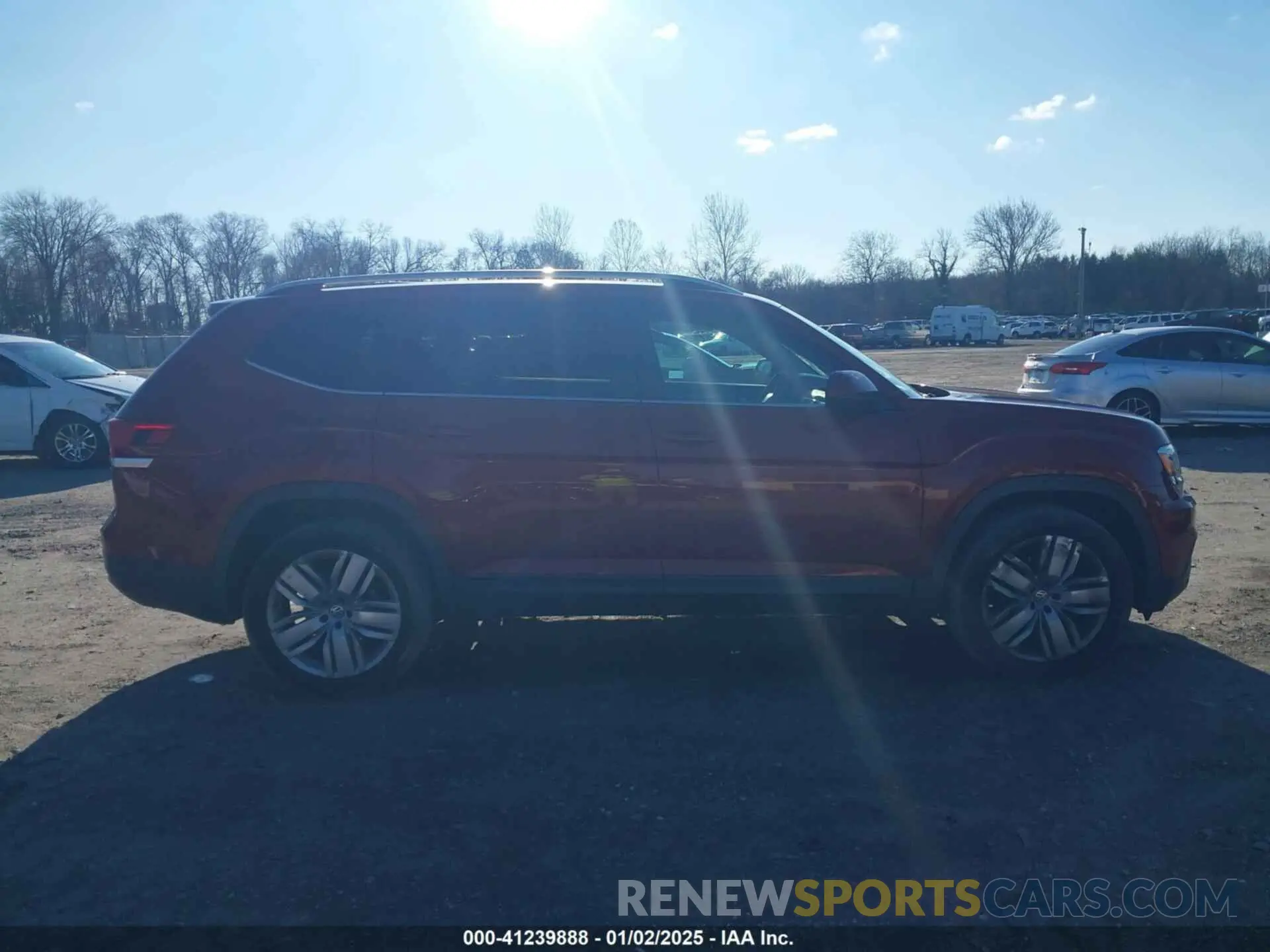 13 Photograph of a damaged car 1V2UR2CA4KC580392 VOLKSWAGEN ATLAS 2019
