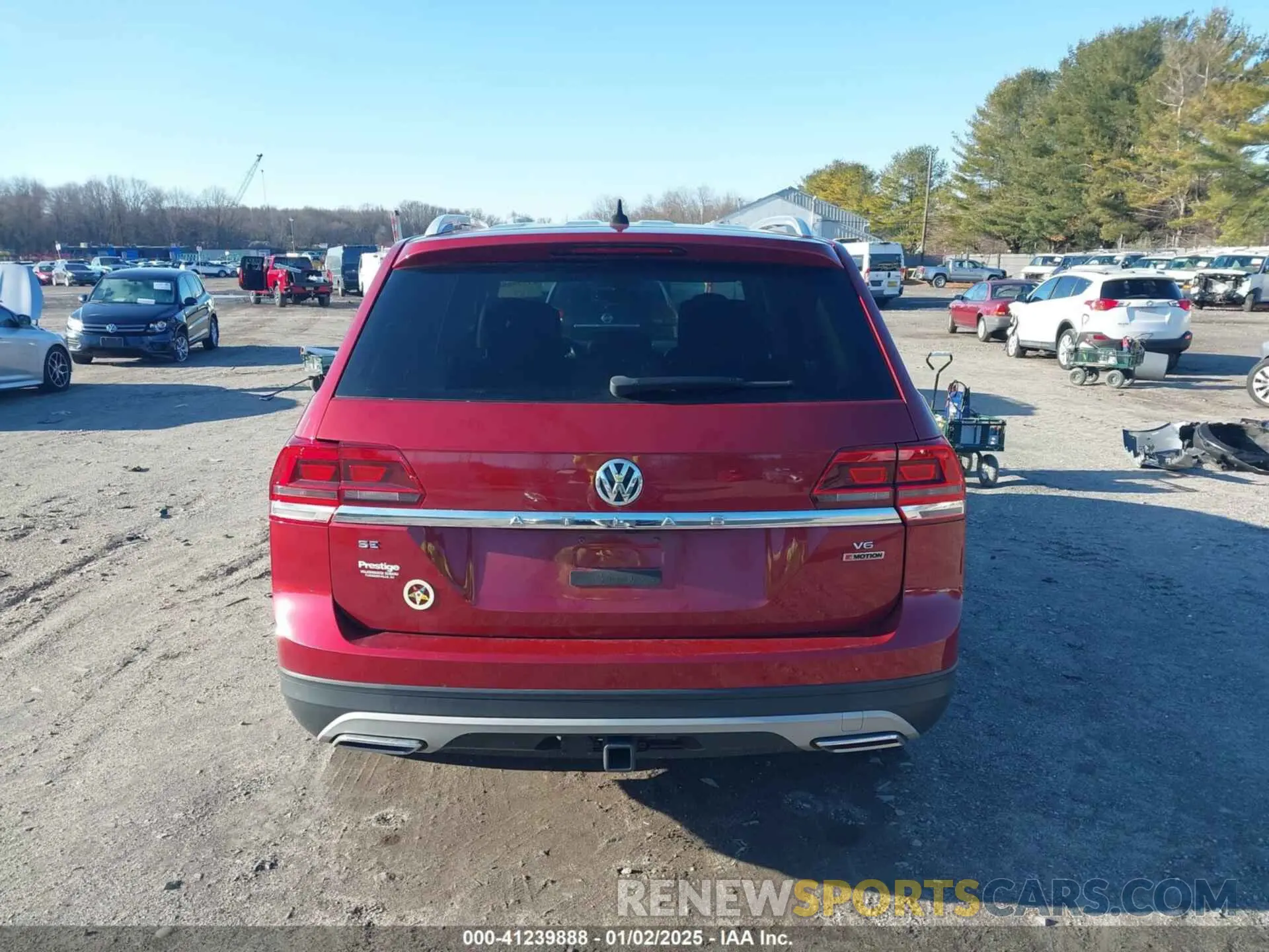 16 Photograph of a damaged car 1V2UR2CA4KC580392 VOLKSWAGEN ATLAS 2019