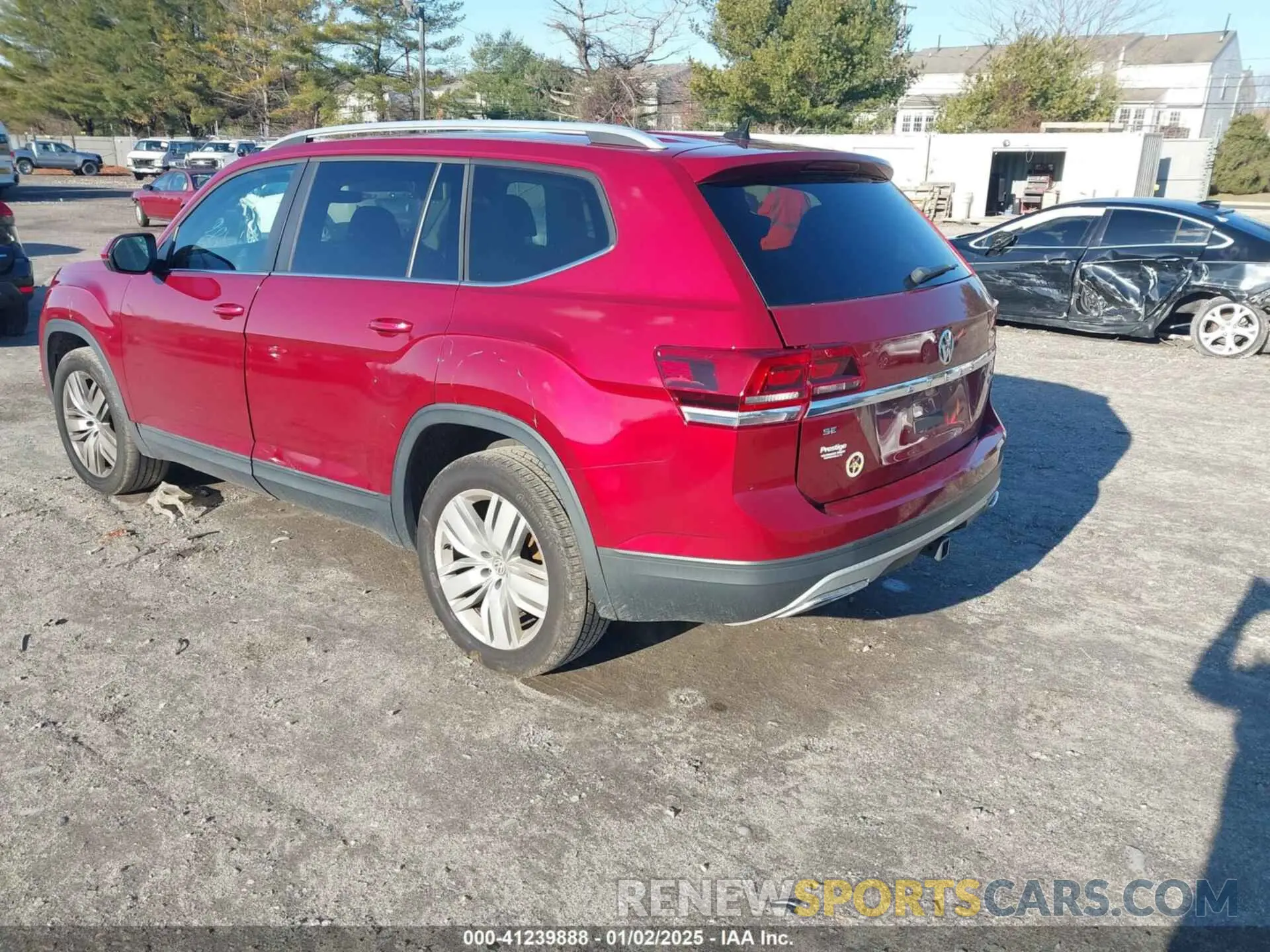 3 Photograph of a damaged car 1V2UR2CA4KC580392 VOLKSWAGEN ATLAS 2019