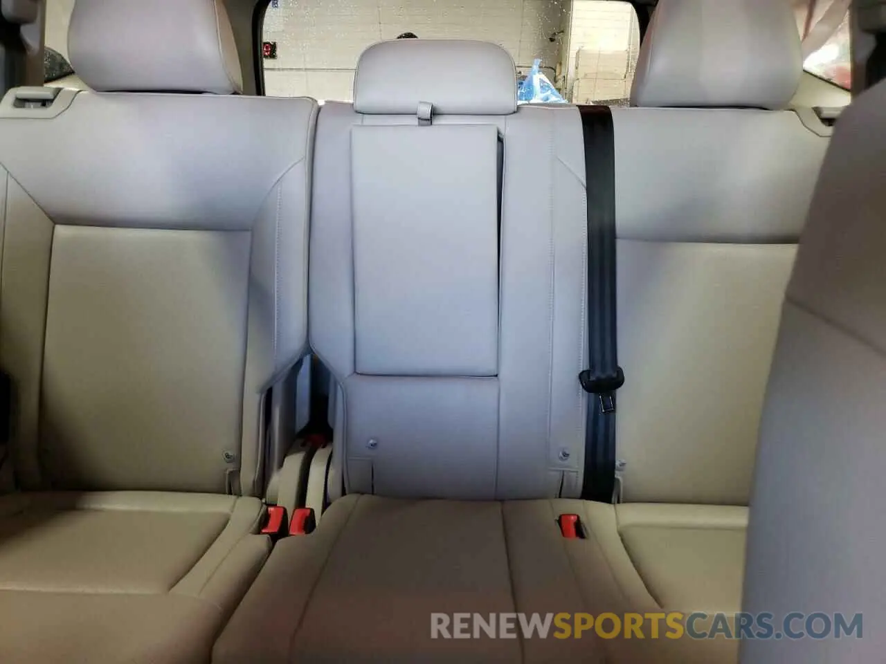 10 Photograph of a damaged car 1V2UR2CA5KC509346 VOLKSWAGEN ATLAS 2019