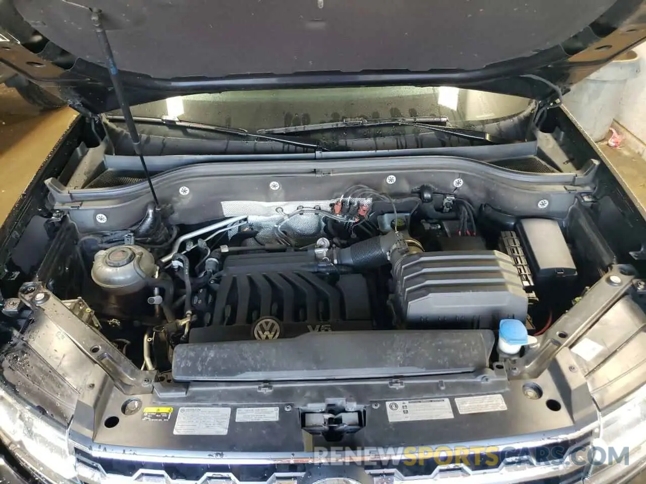 12 Photograph of a damaged car 1V2UR2CA5KC509346 VOLKSWAGEN ATLAS 2019