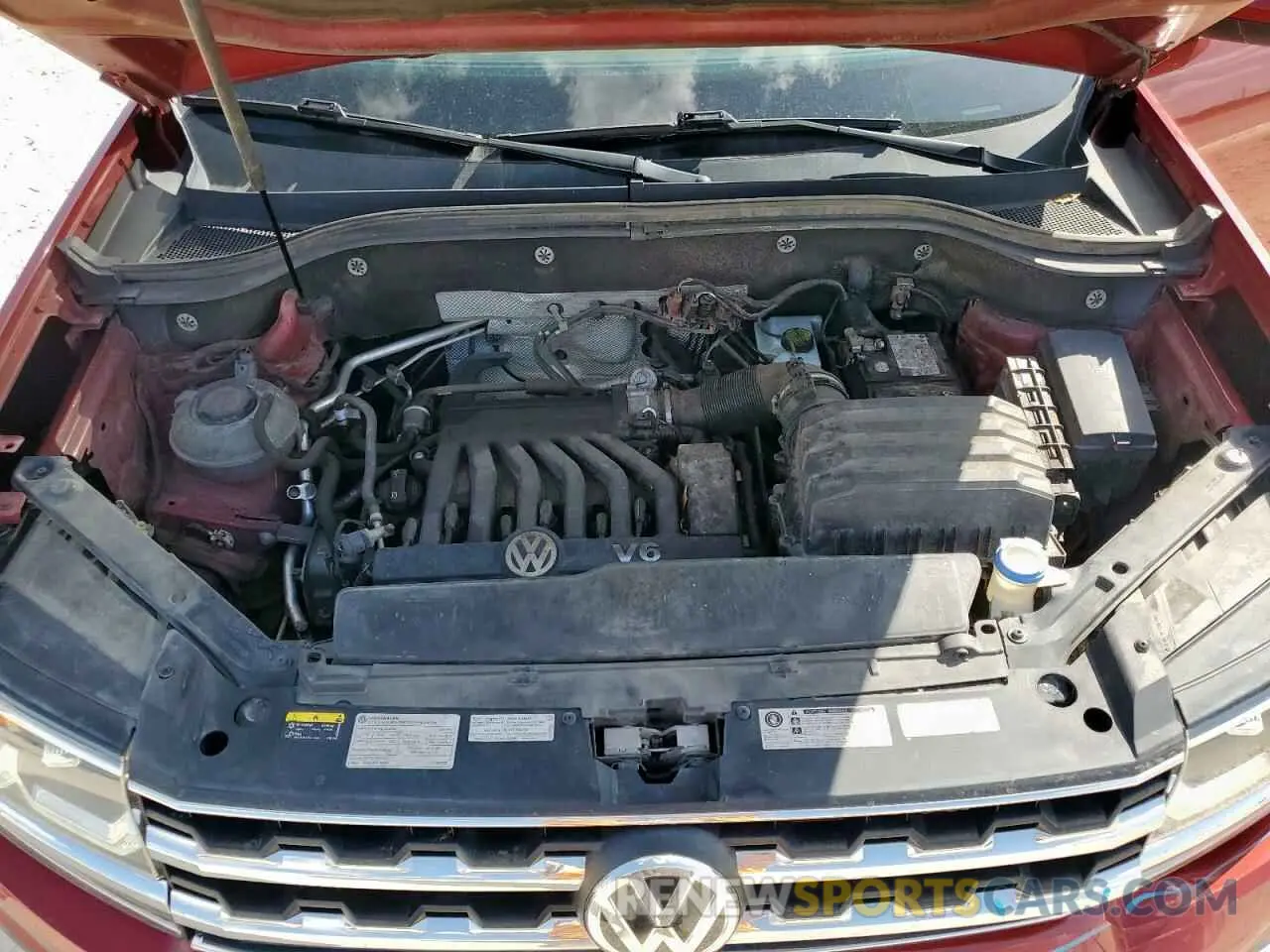 12 Photograph of a damaged car 1V2UR2CA5KC521982 VOLKSWAGEN ATLAS 2019