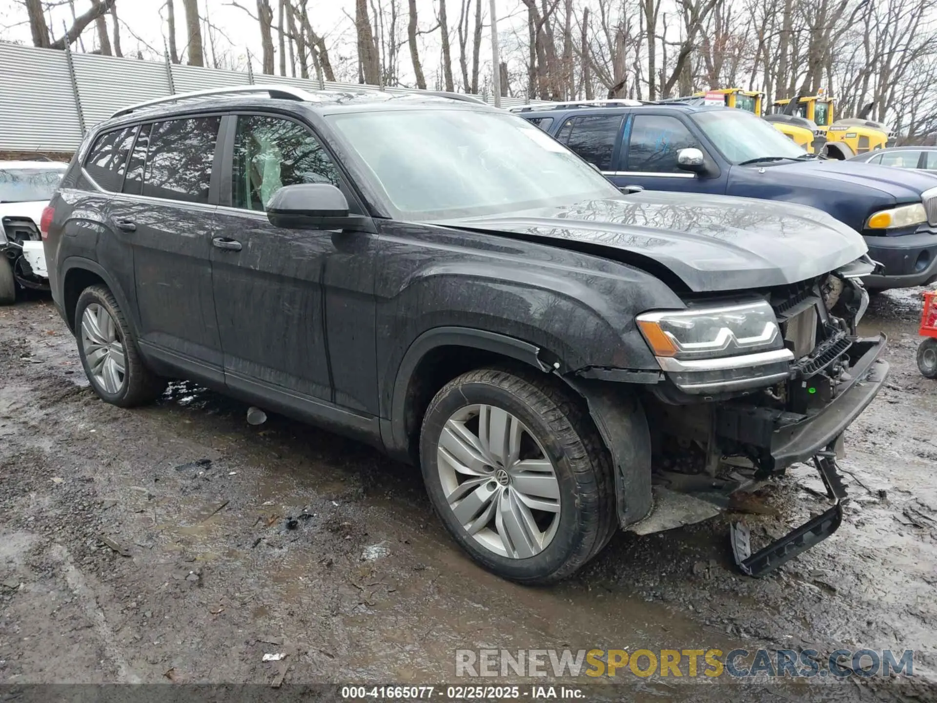 1 Photograph of a damaged car 1V2UR2CA5KC532996 VOLKSWAGEN ATLAS 2019