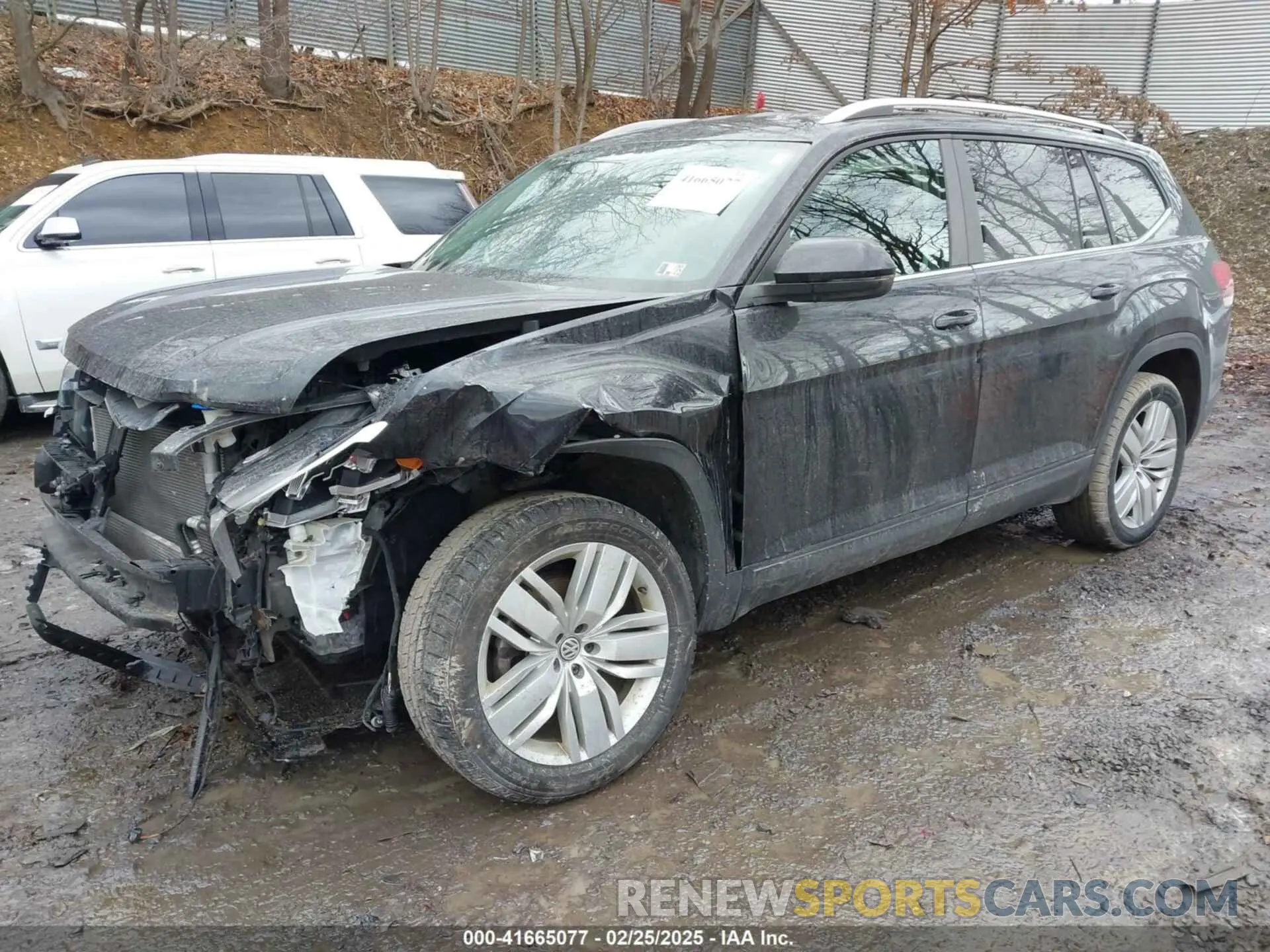 2 Photograph of a damaged car 1V2UR2CA5KC532996 VOLKSWAGEN ATLAS 2019
