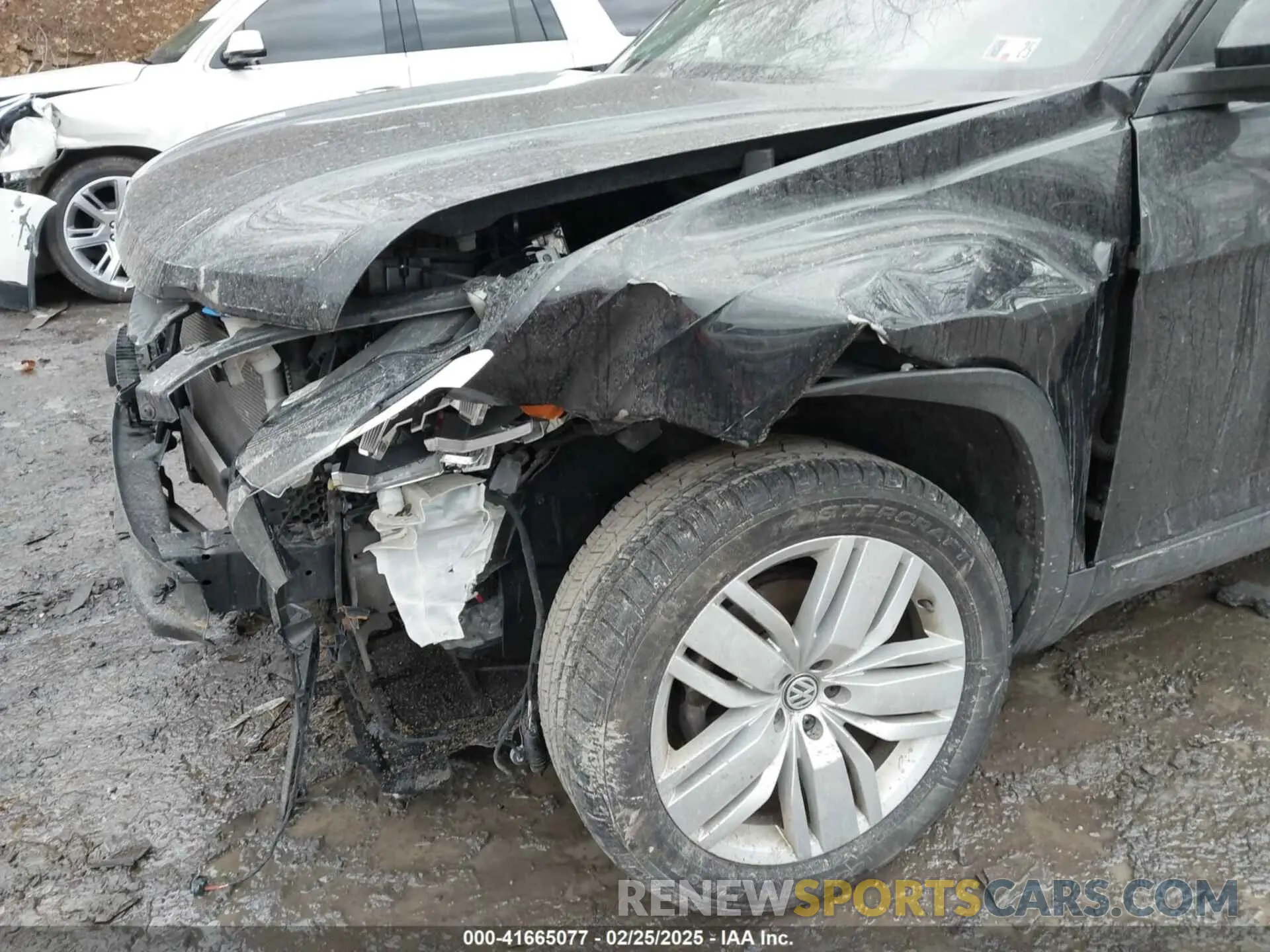 6 Photograph of a damaged car 1V2UR2CA5KC532996 VOLKSWAGEN ATLAS 2019