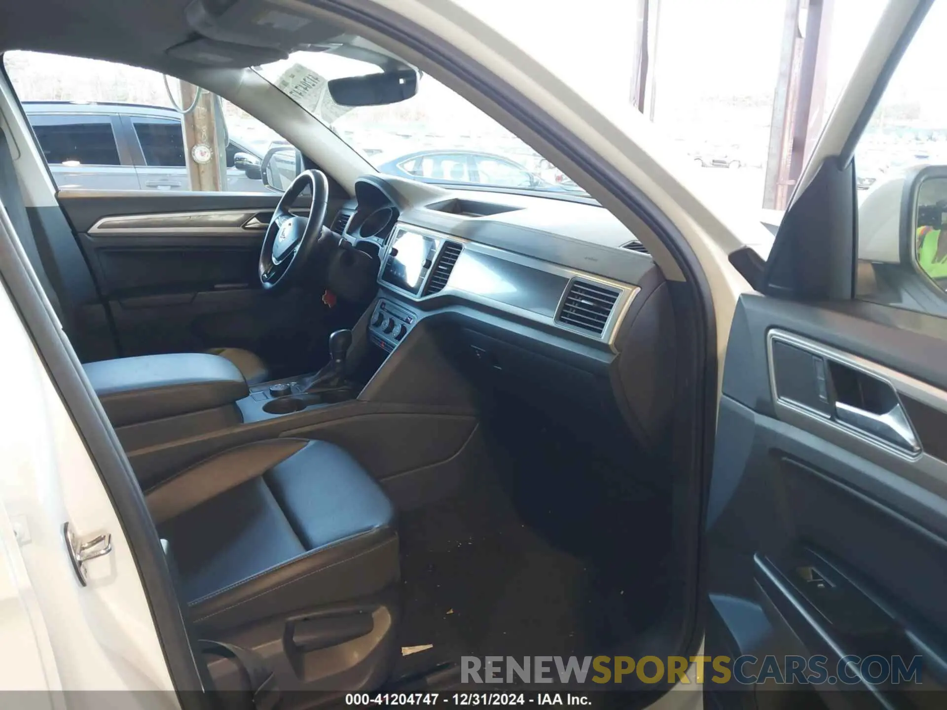 5 Фотография поврежденного автомобиля 1V2UR2CA5KC563441 VOLKSWAGEN ATLAS 2019