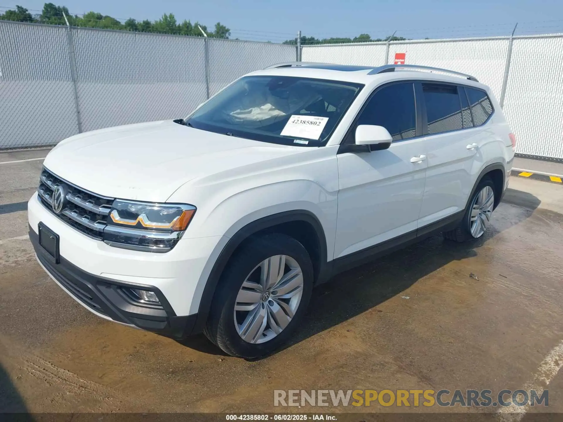 2 Photograph of a damaged car 1V2UR2CA6KC549094 VOLKSWAGEN ATLAS 2019