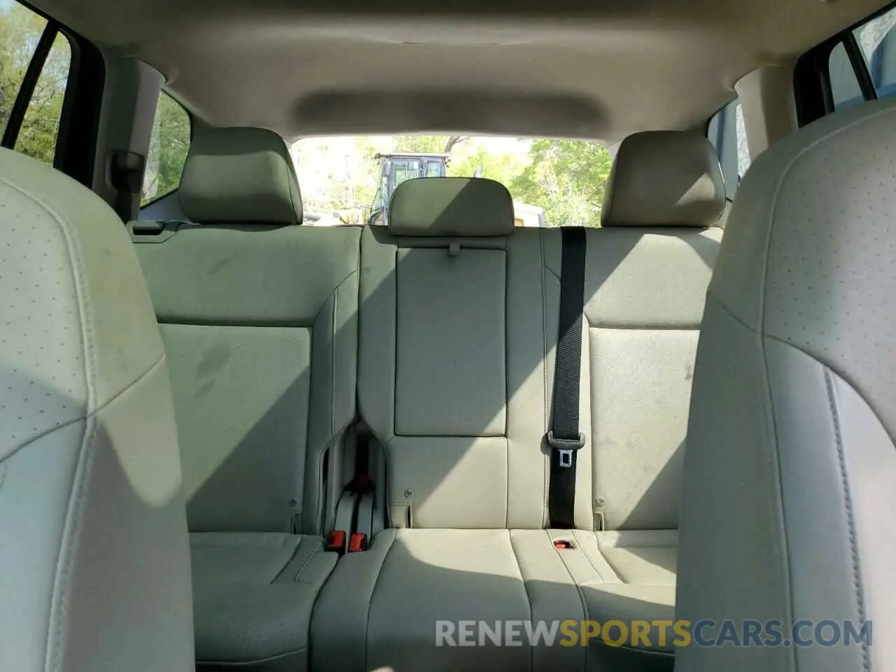 10 Photograph of a damaged car 1V2UR2CA6KC623887 VOLKSWAGEN ATLAS 2019