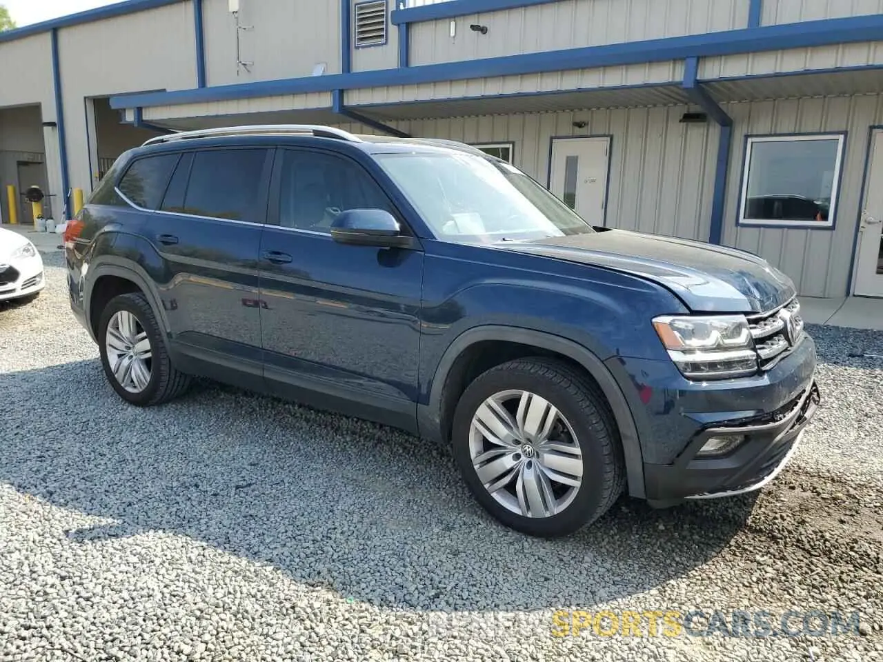 4 Photograph of a damaged car 1V2UR2CA6KC623887 VOLKSWAGEN ATLAS 2019