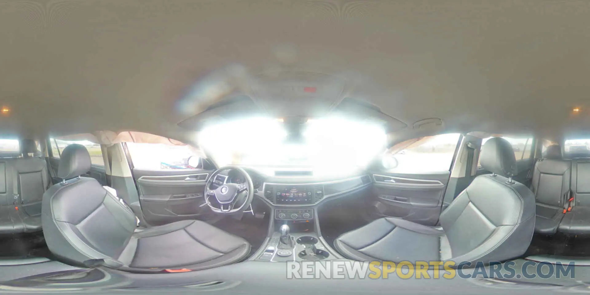 14 Photograph of a damaged car 1V2UR2CA7KC514595 VOLKSWAGEN ATLAS 2019
