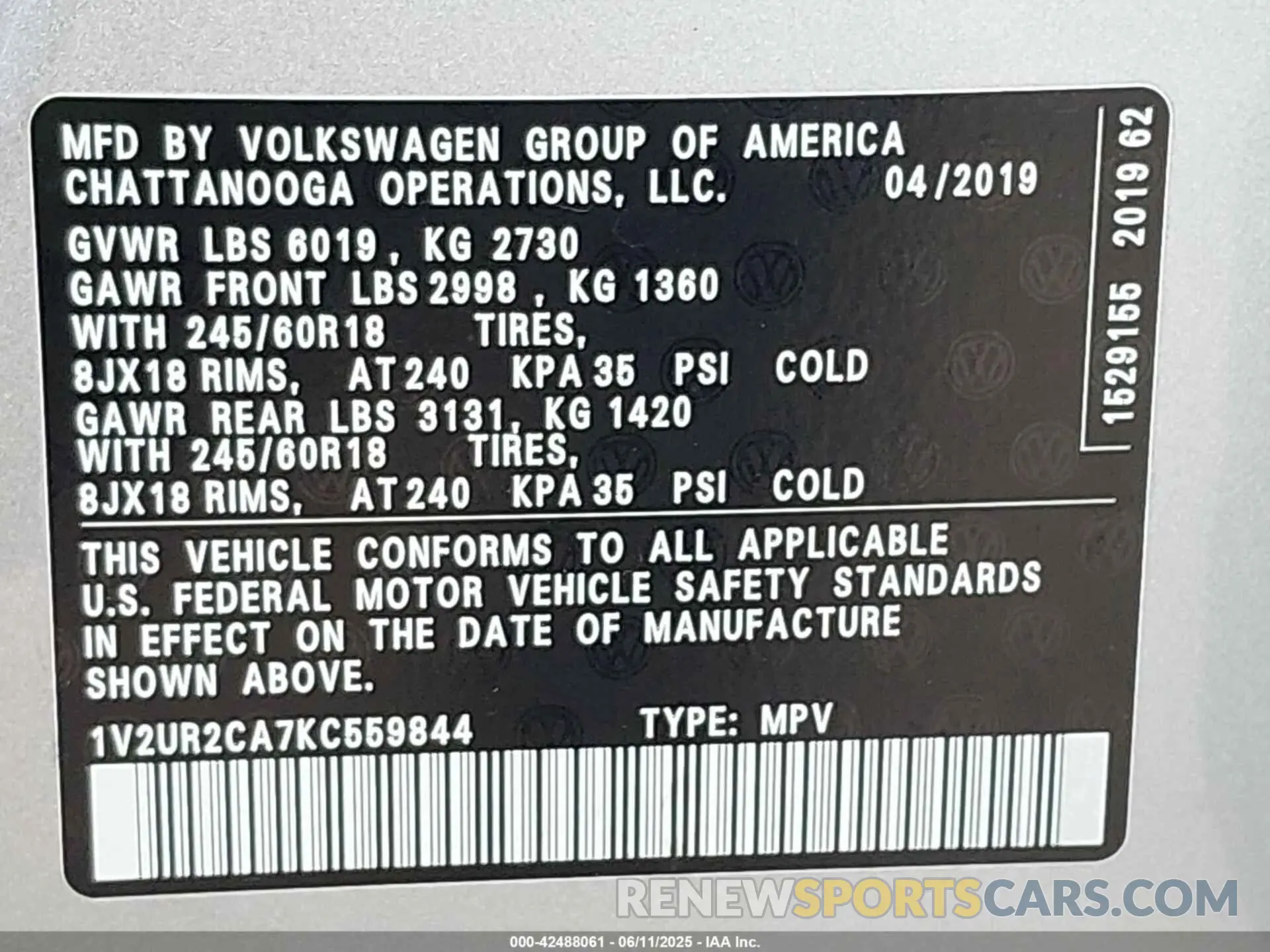 9 Photograph of a damaged car 1V2UR2CA7KC559844 VOLKSWAGEN ATLAS 2019
