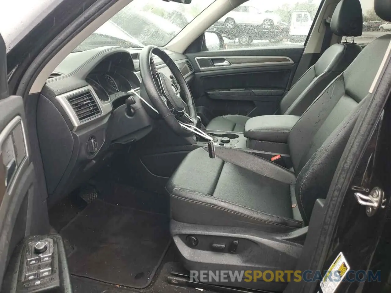 7 Photograph of a damaged car 1V2UR2CAXKC612150 VOLKSWAGEN ATLAS 2019