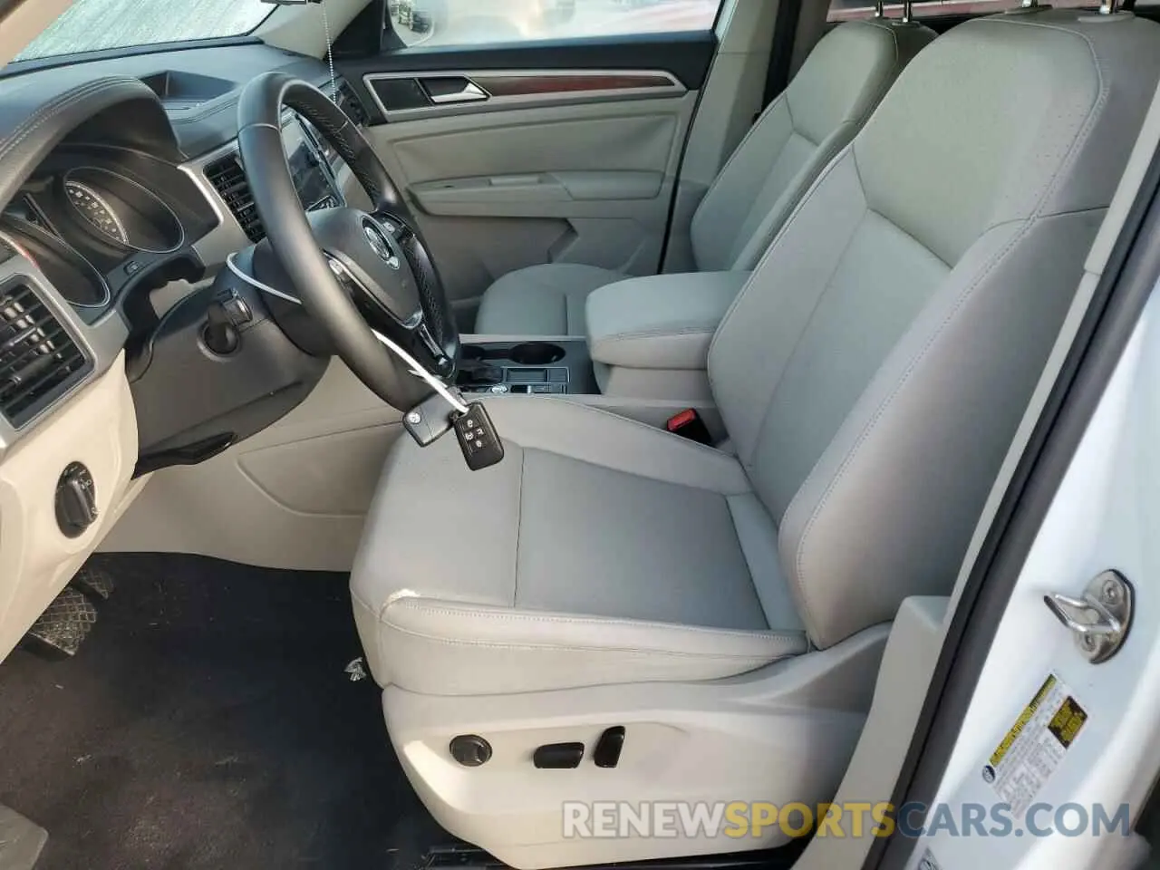 7 Фотография поврежденного автомобиля 1V2WP2CA5KC569917 VOLKSWAGEN ATLAS 2019