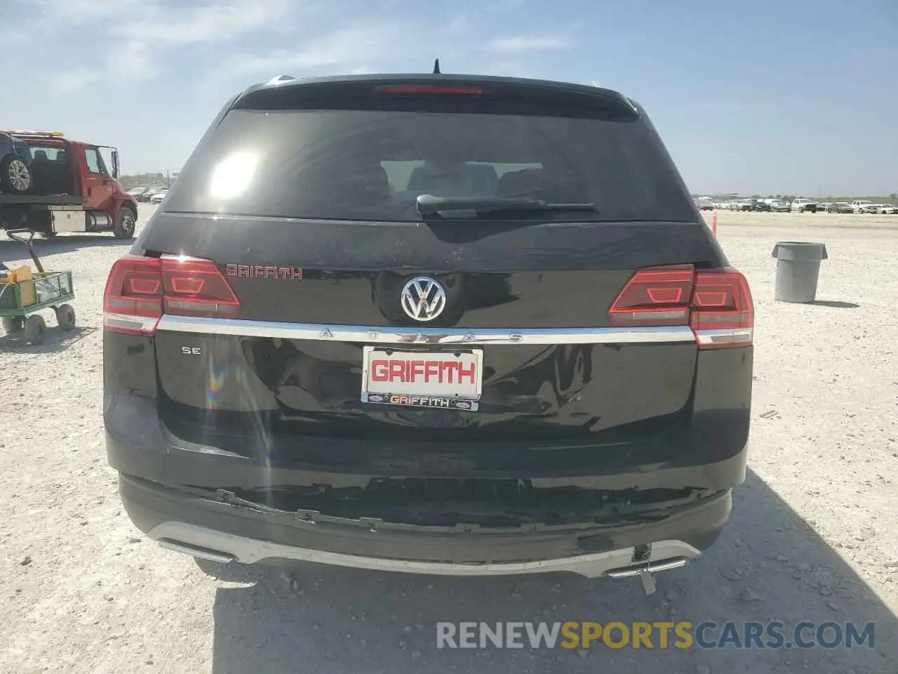 6 Photograph of a damaged car 1V2WP2CA8KC571144 VOLKSWAGEN ATLAS 2019