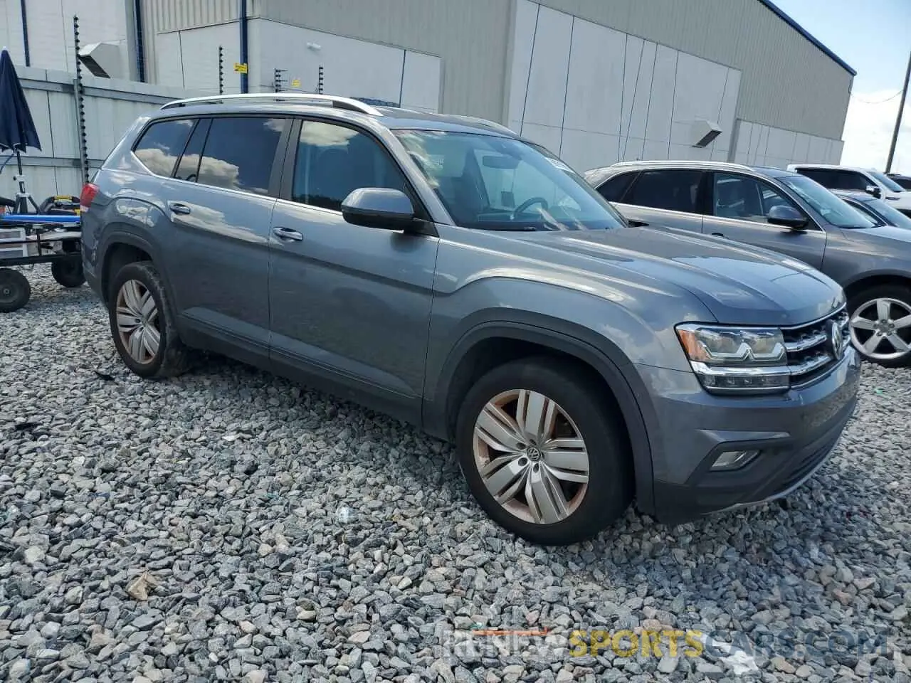 4 Фотография поврежденного автомобиля 1V2WR2CA0KC578356 VOLKSWAGEN ATLAS 2019
