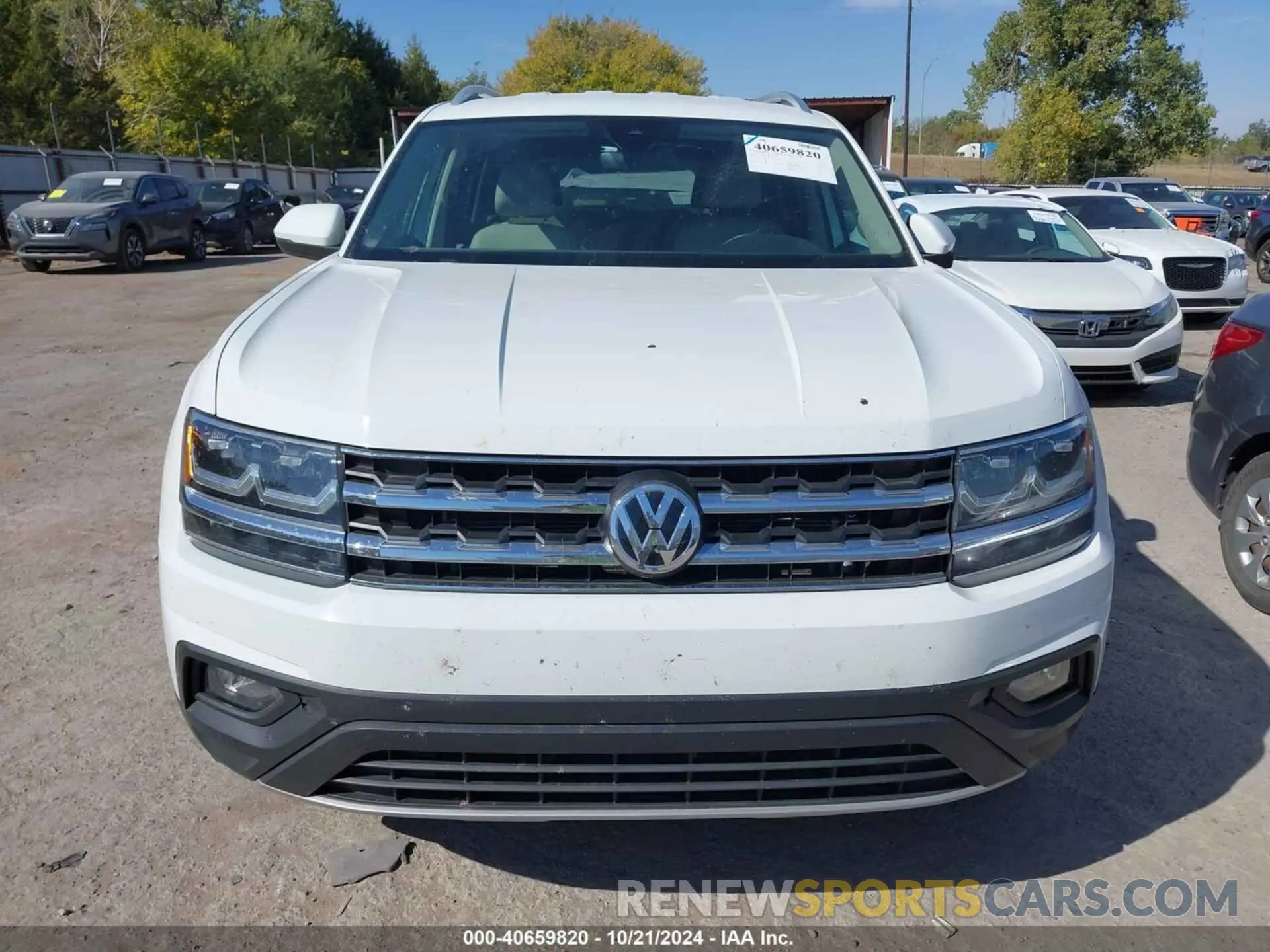 12 Photograph of a damaged car 1V2WR2CA1KC545124 VOLKSWAGEN ATLAS 2019