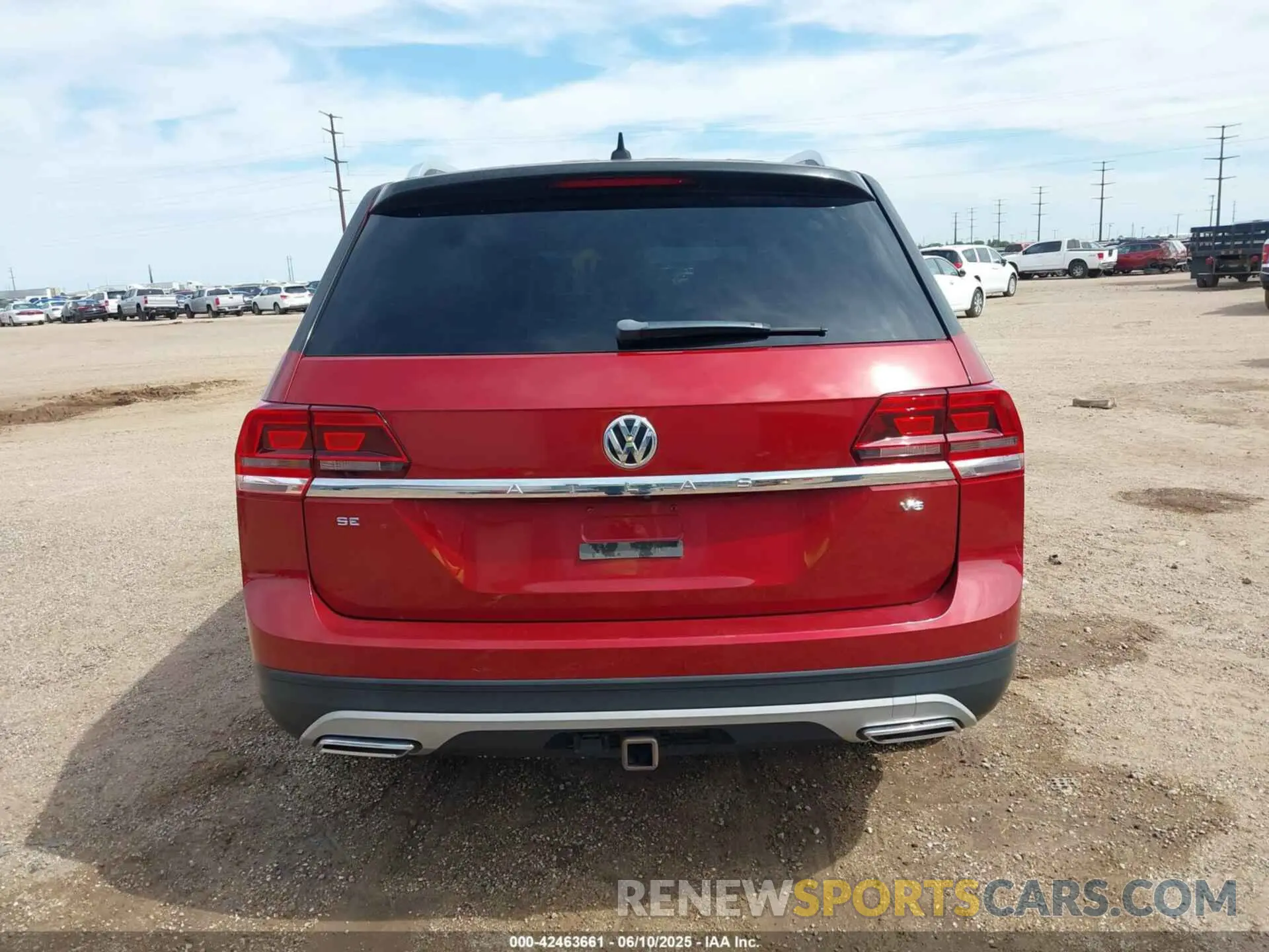 15 Photograph of a damaged car 1V2WR2CA5KC590468 VOLKSWAGEN ATLAS 2019