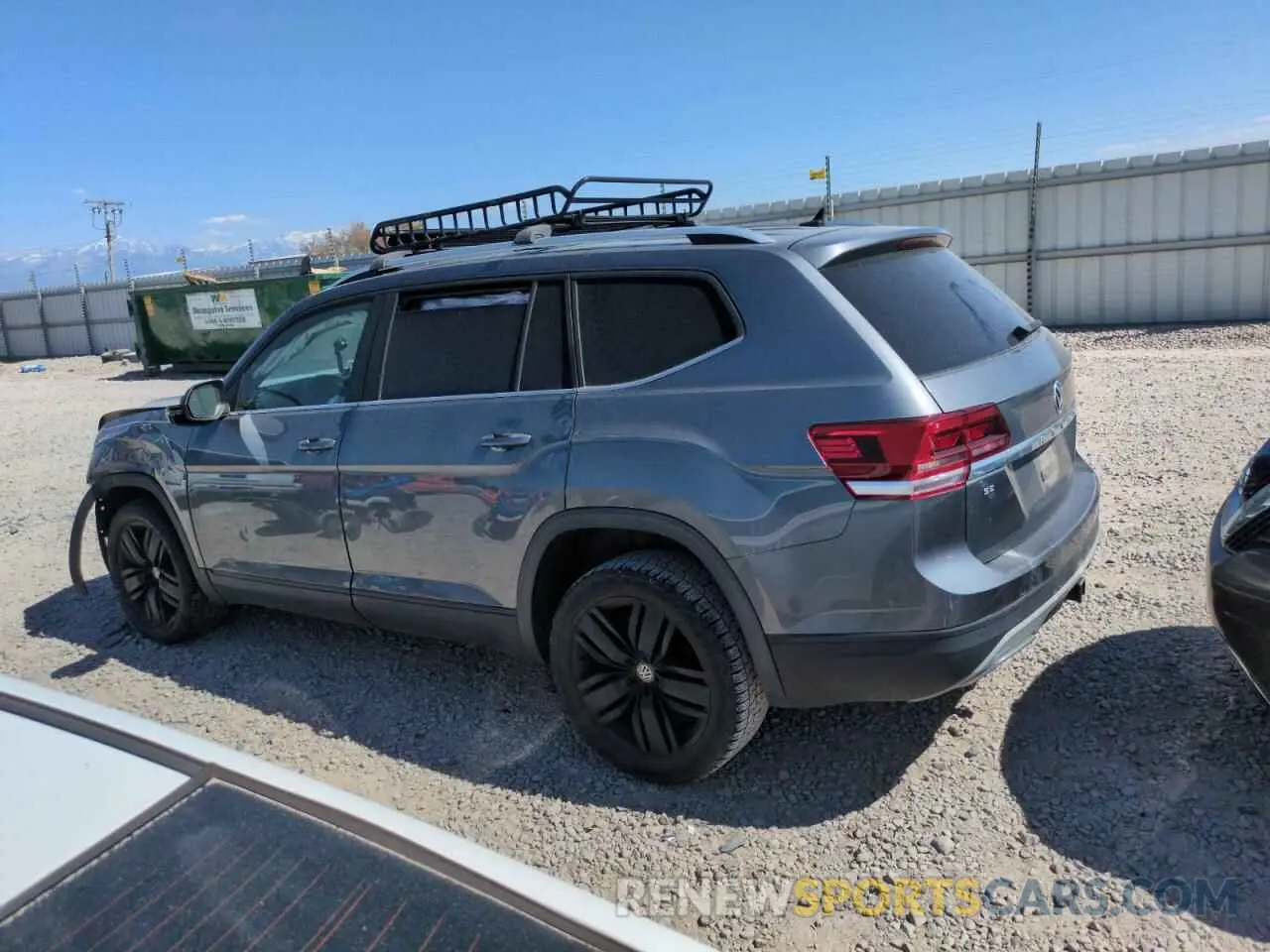 2 Фотография поврежденного автомобиля 1V2WR2CA5KC618866 VOLKSWAGEN ATLAS 2019