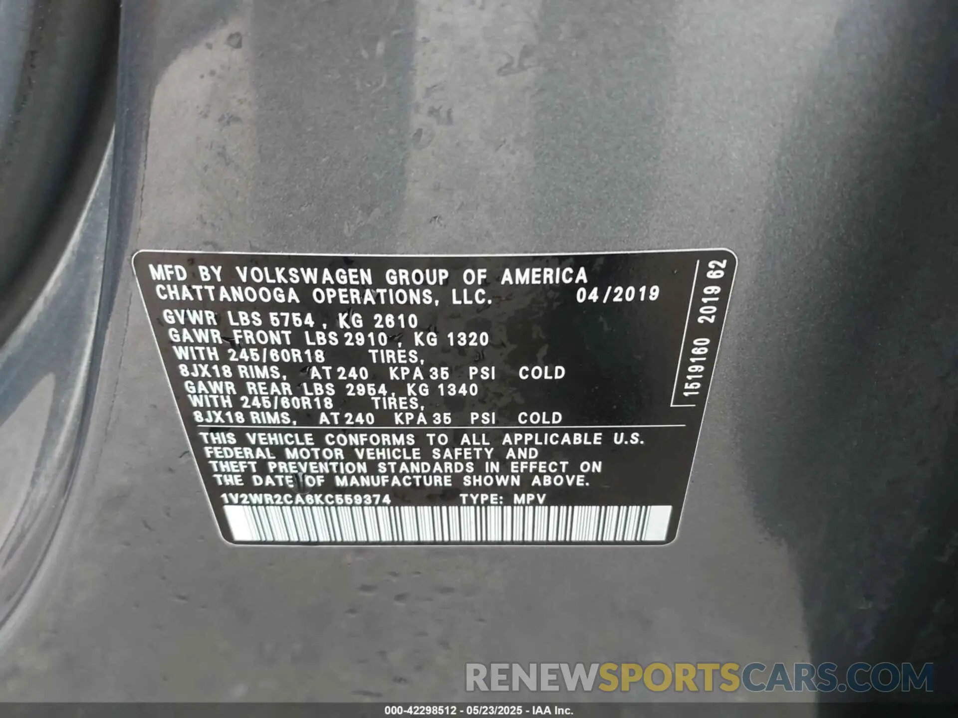 9 Photograph of a damaged car 1V2WR2CA6KC559374 VOLKSWAGEN ATLAS 2019