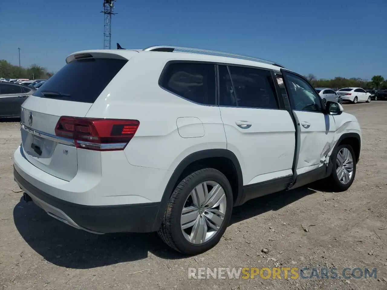 3 Photograph of a damaged car 1V2WR2CA7KC598569 VOLKSWAGEN ATLAS 2019